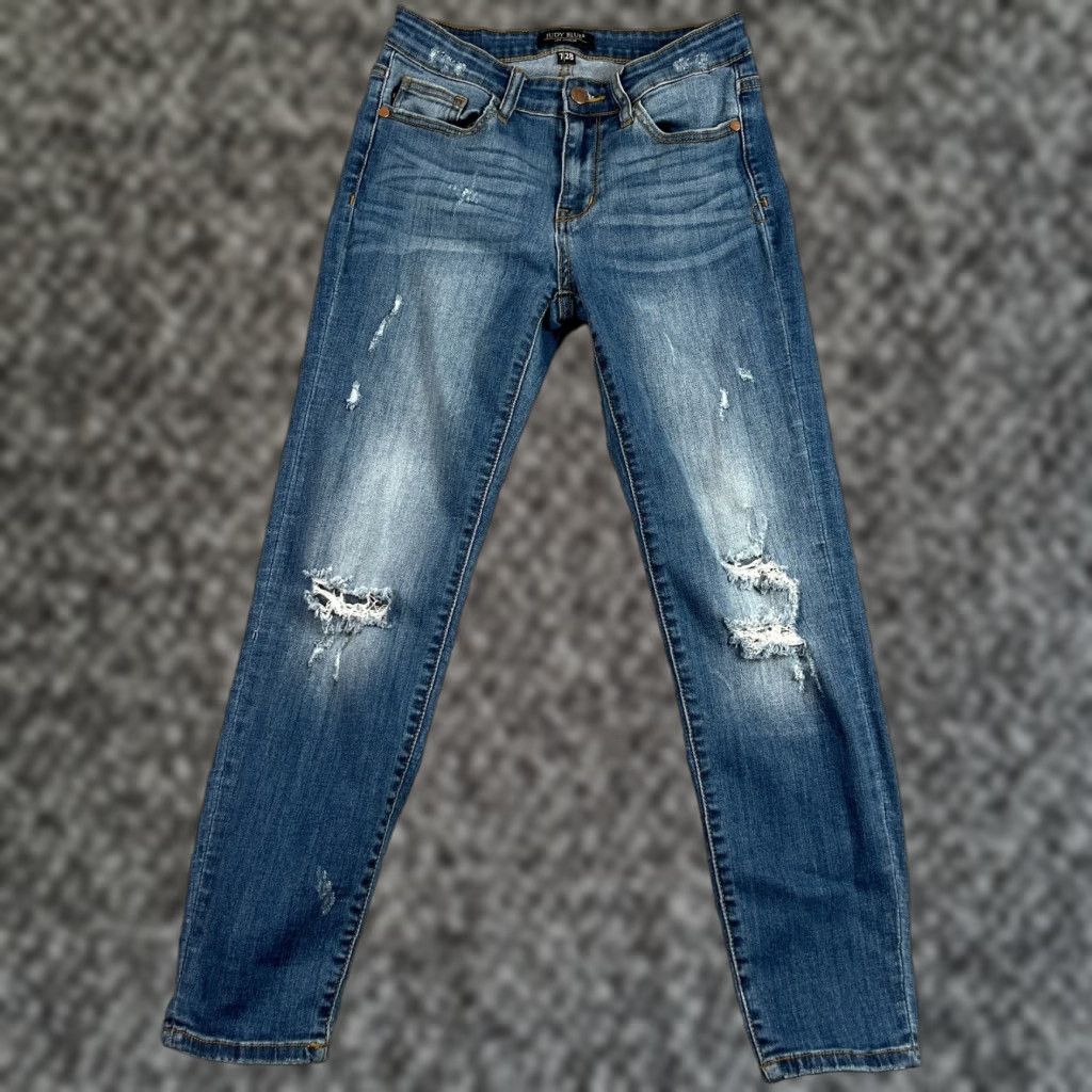 Vintage Judy Blue Relaxed Fit Jeans Mid Rise 28 Blue Denim Cotton Blend 5-Pocket Distressed Whiskering Logo Button Zipper Womens Jeans JB8271DK Size 28" / US 6 / IT 42 - 1 Thumbnail