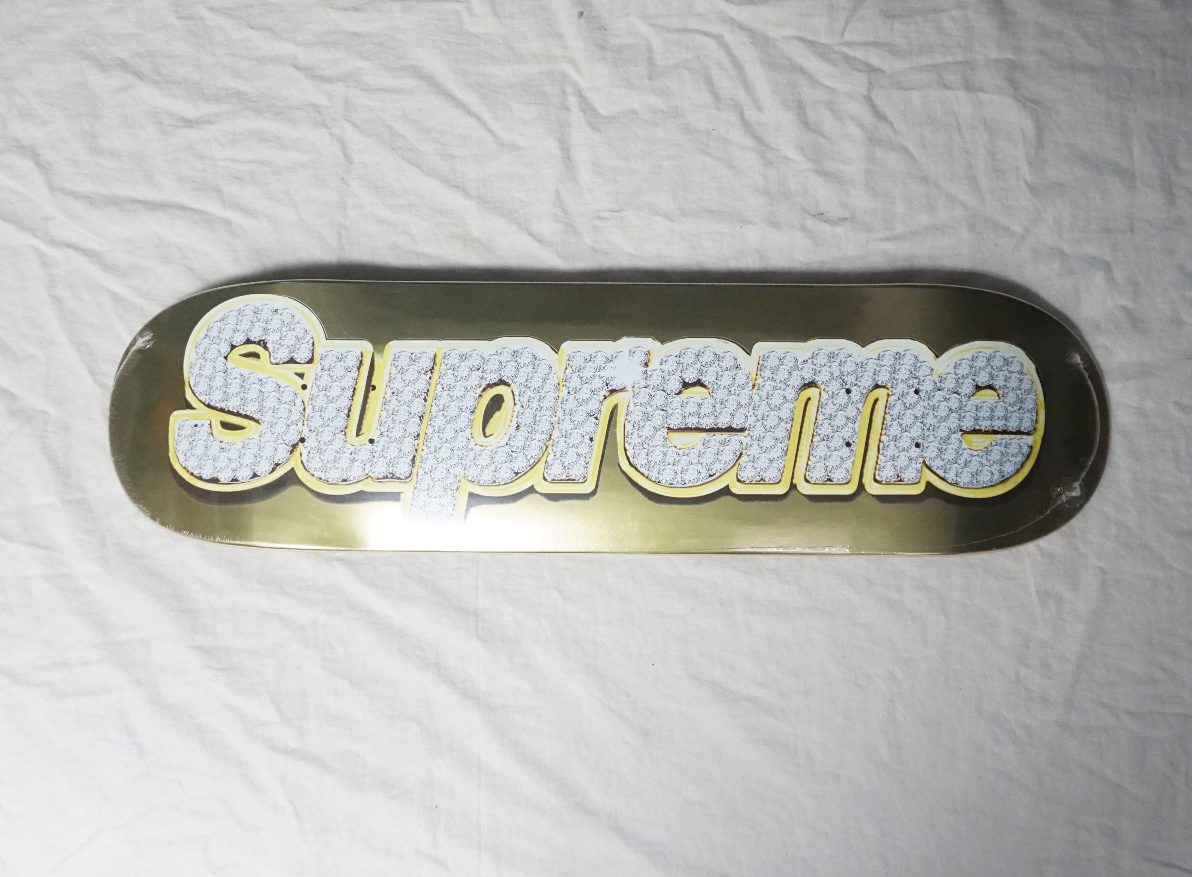 Supreme Supreme Skateboard Model S SS22 New Box Logo BOGO