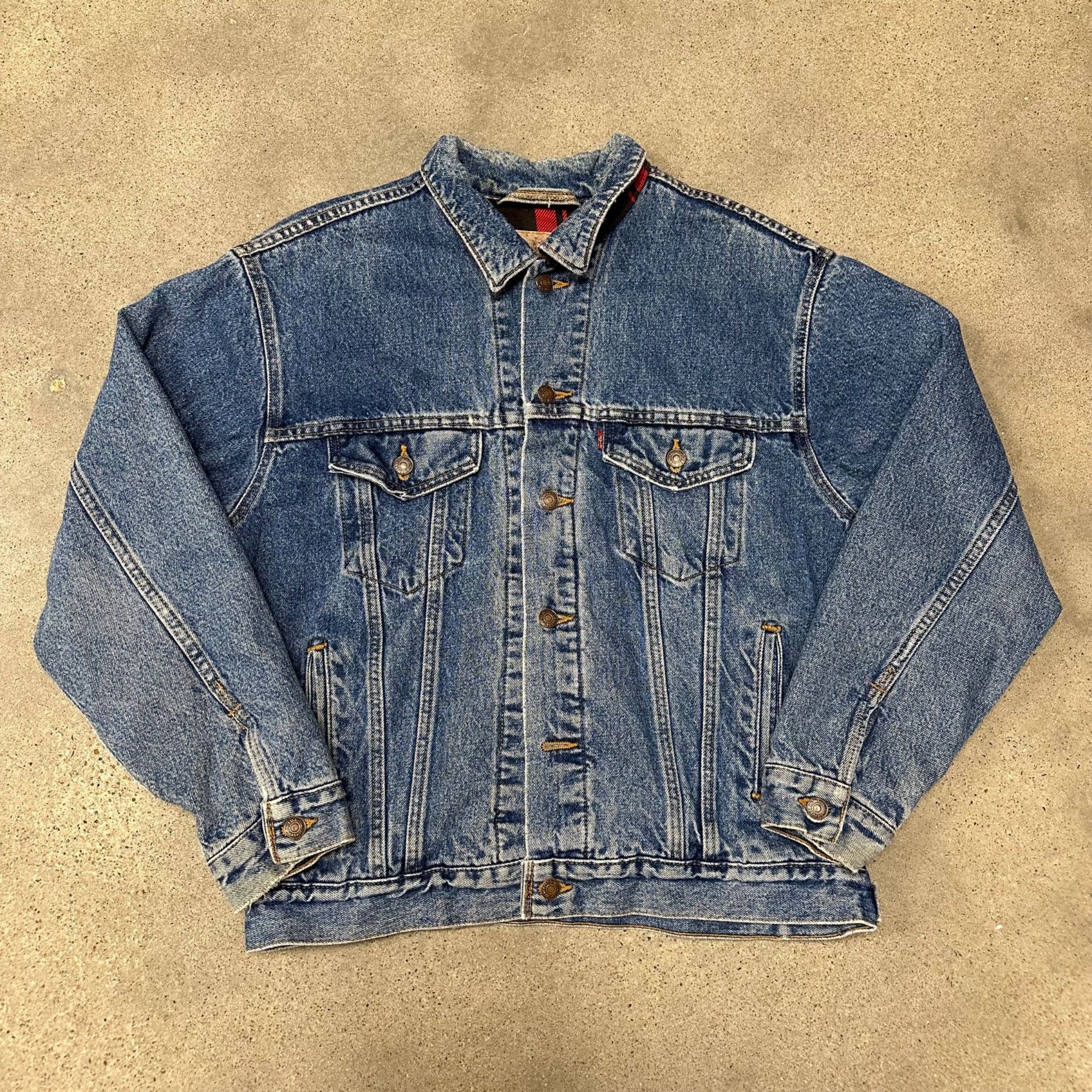 Levi's × Vintage Vintage Levi’s Flannel/Blanket Liked Denim Trucker Jacket Size US L / EU 52-54 / 3 - 1 Thumbnail