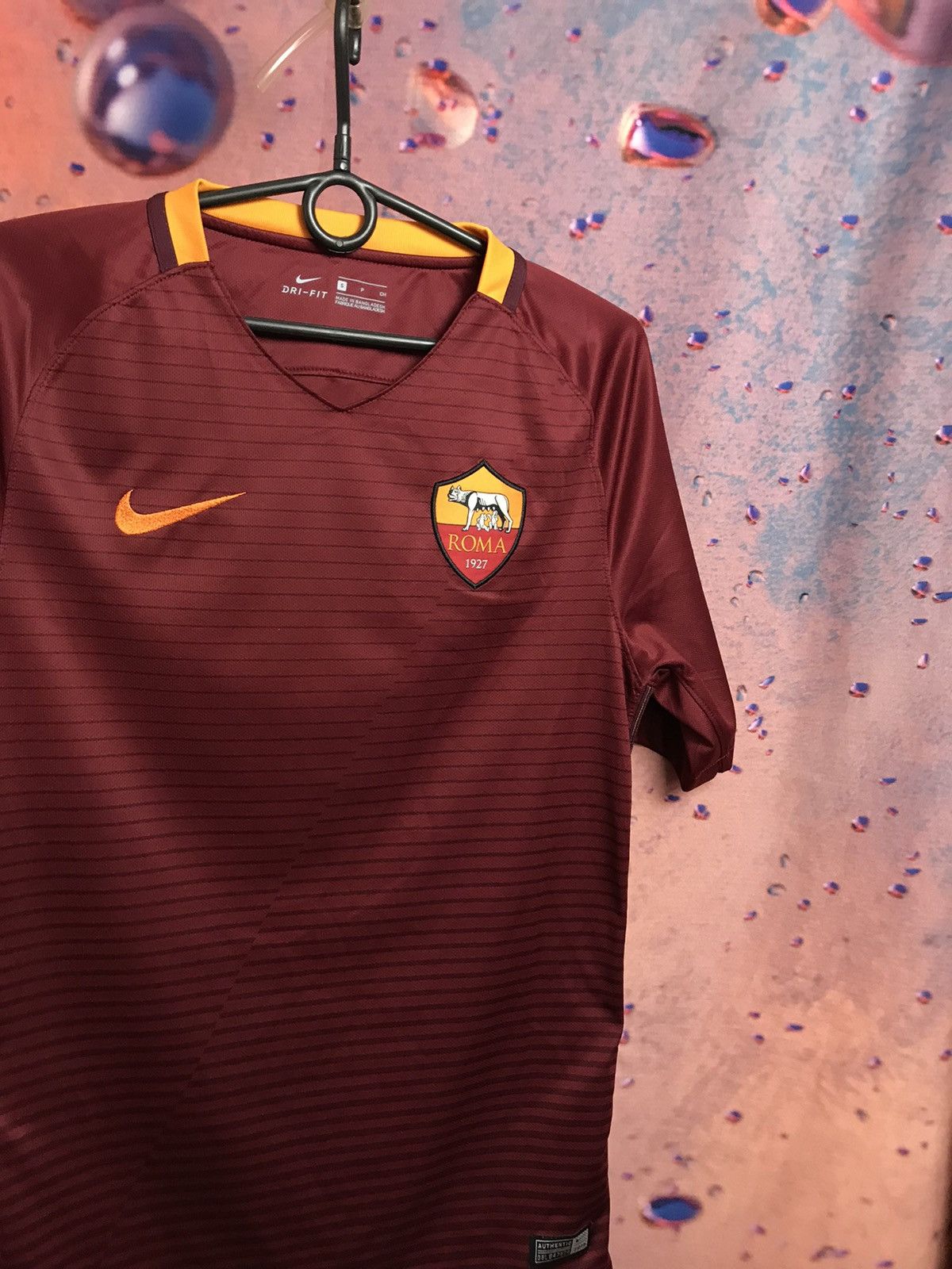 Nike AS Roma streetwear soccer jersey Size US S / EU 44-46 / 1 - 1 Thumbnail