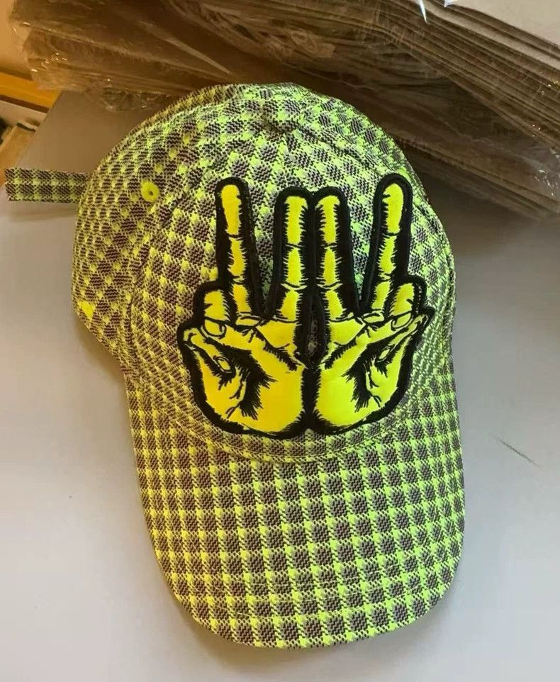 Walter Van Beirendonck walter van beirendonck 19ss Bier hat Size ONE SIZE - 1 Thumbnail
