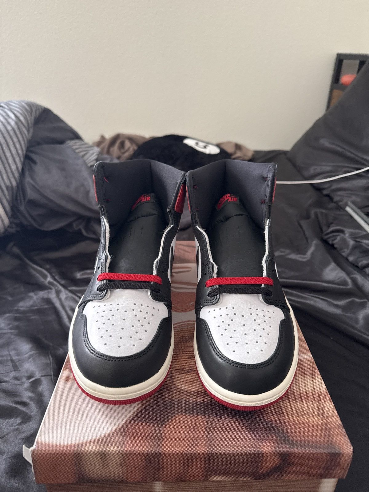 Jordan Brand × Nike Air Jordan 1 Retro High OG Size US 11 / EU 44 - 1 Thumbnail