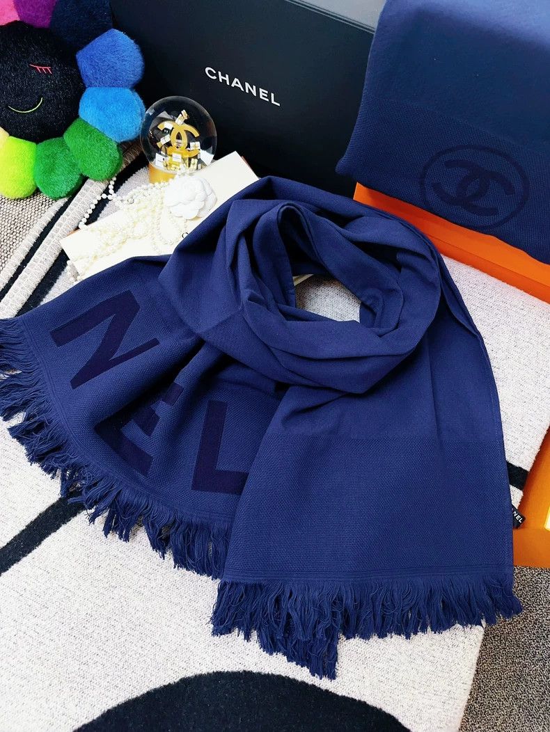 Chanel Chanel 23C Large Logo Fringe Scarf Shawl- dmc Size ONE SIZE - 1 Thumbnail