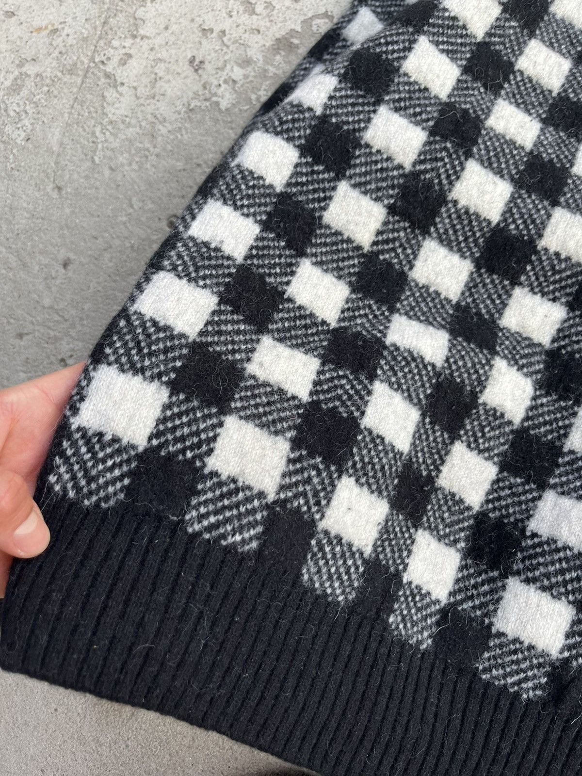 Hedi Slimane × Saint Laurent Paris FW14 Saint Laurent by Hedi Slimane Wool Checkered Sweater Size US S / EU 44-46 / 1 - 9 Thumbnail