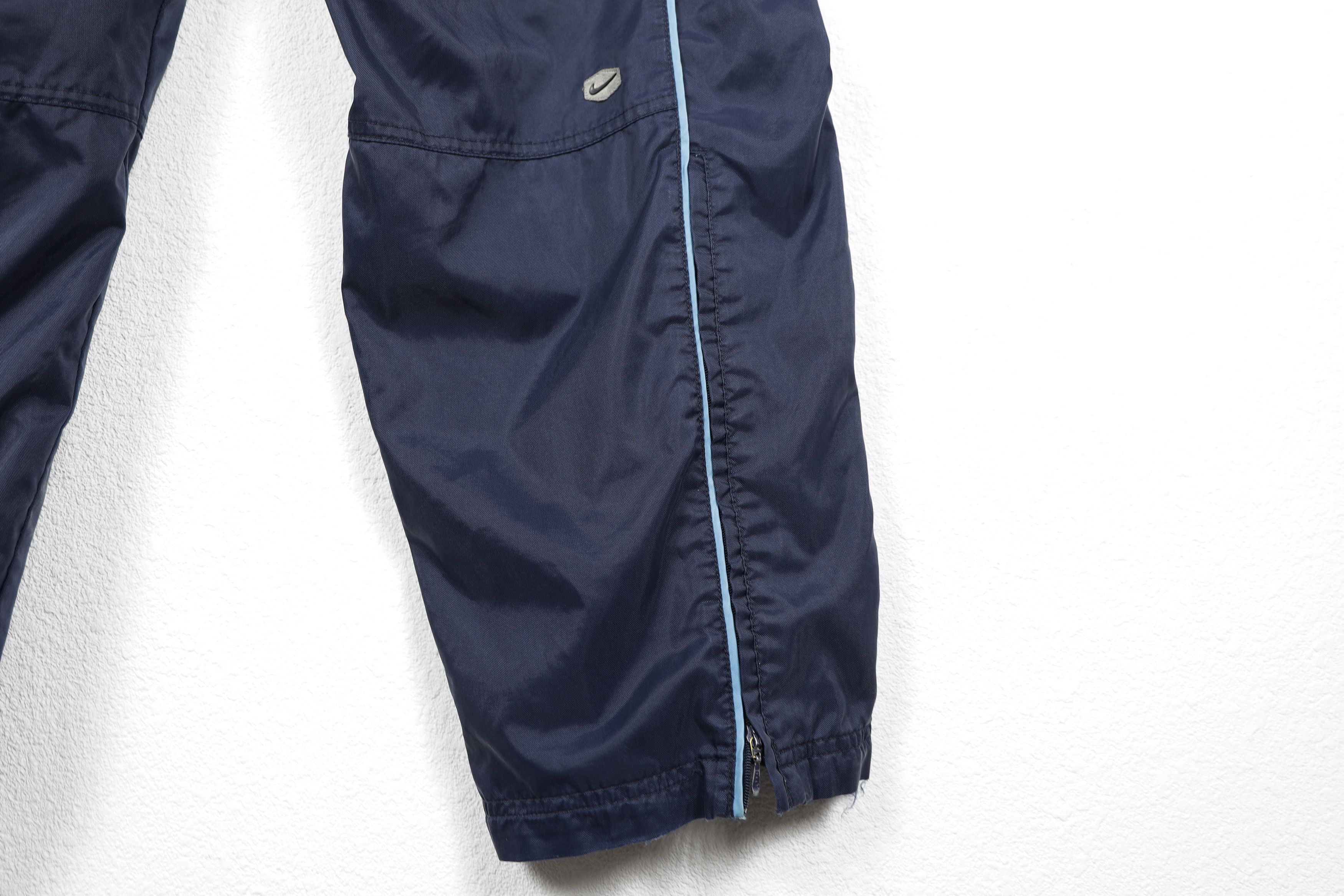 Nike × Vintage Vintage Nike Swoosh Logo Nylon Track Cargo Pants Size US 32 / EU 48 - 12 Thumbnail