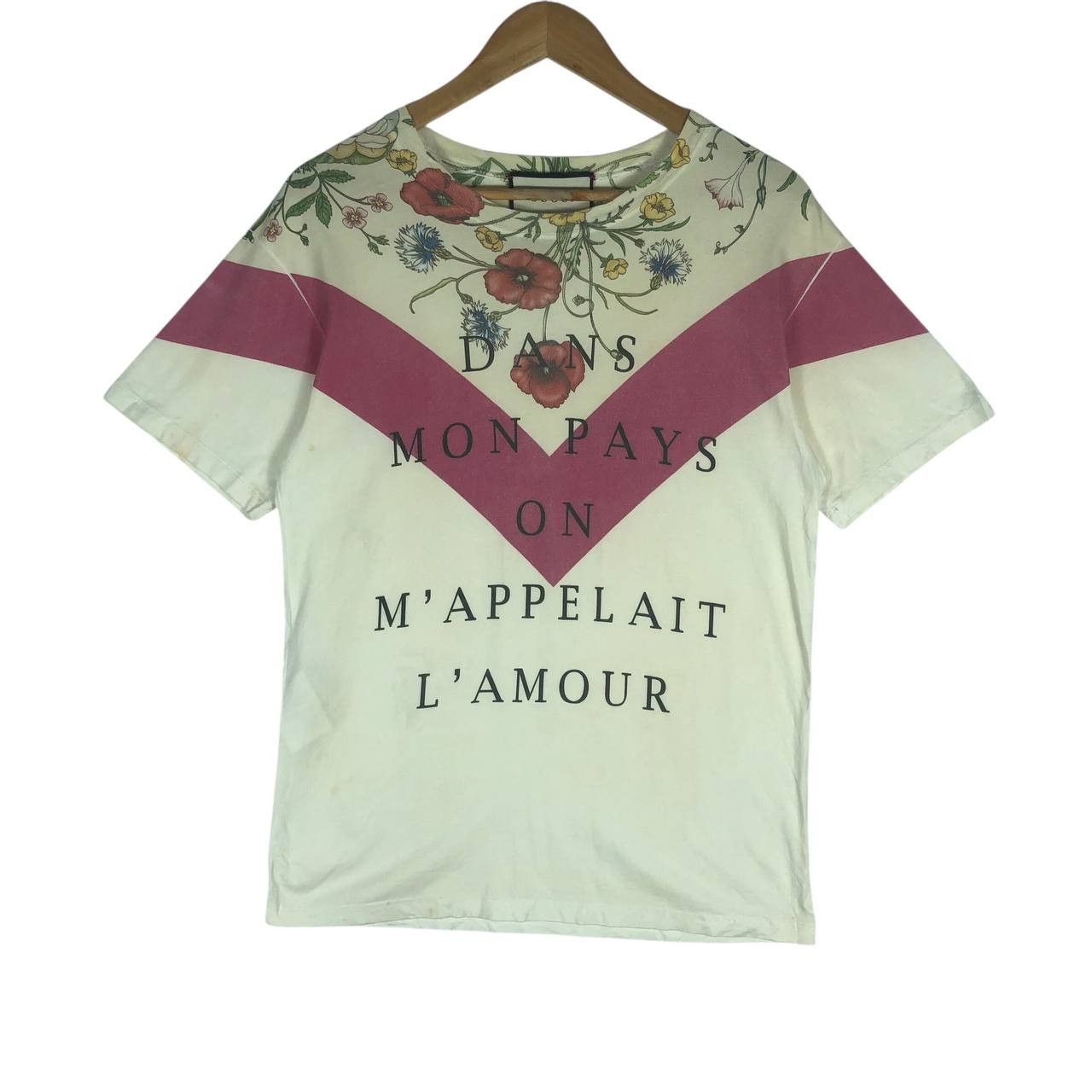 Gucci Gucci Dan's Mon Pays On M' Appelait L'Amour T-Shirt Size S / US 4 / IT 40 - 1 Thumbnail