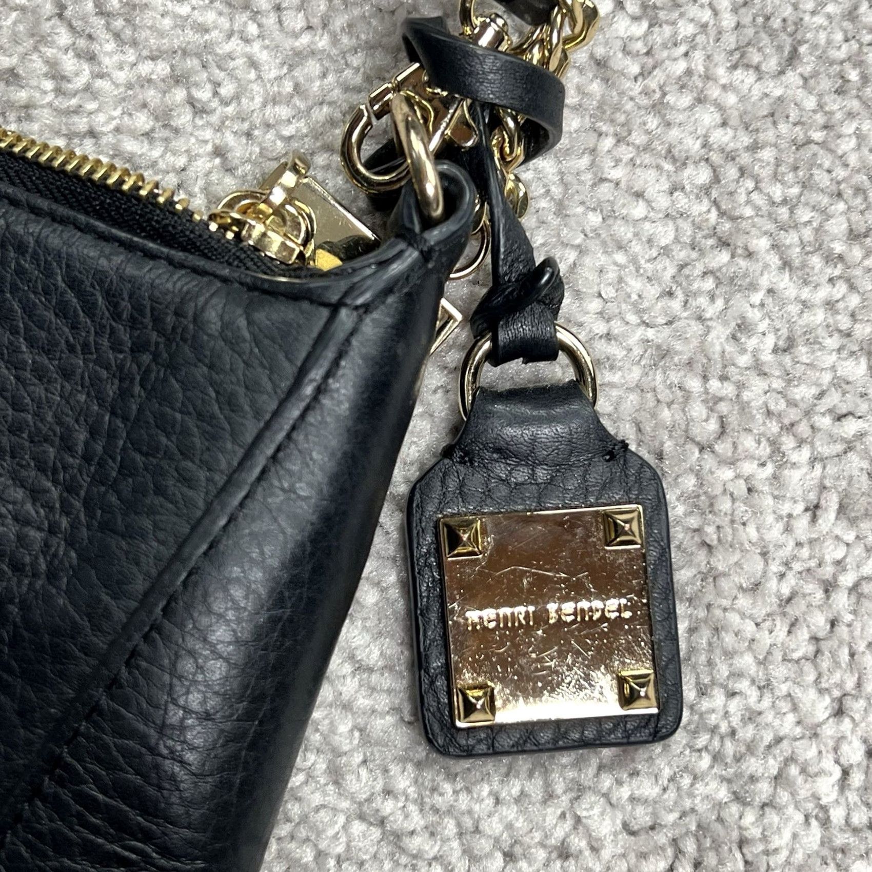 Henri Bendel Henri Bendel Black Pebbled Leather Crossbody Shoulder Bag Zip Top Purse Size M / US 6-8 / IT 42-44 - 3 Thumbnail