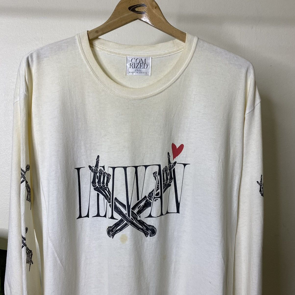 Band Tees × Japanese Brand Comrized x Leiwan Japanese Idol Pop Girl Group Merchandise T Size US L / EU 52-54 / 3 - 6 Thumbnail