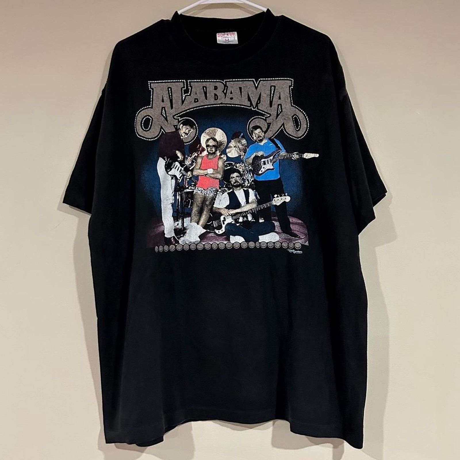 Other Vintage Alabama Just Havin’ Fun Band Shirt Size US XXL / EU 58 / 5 - 1 Thumbnail