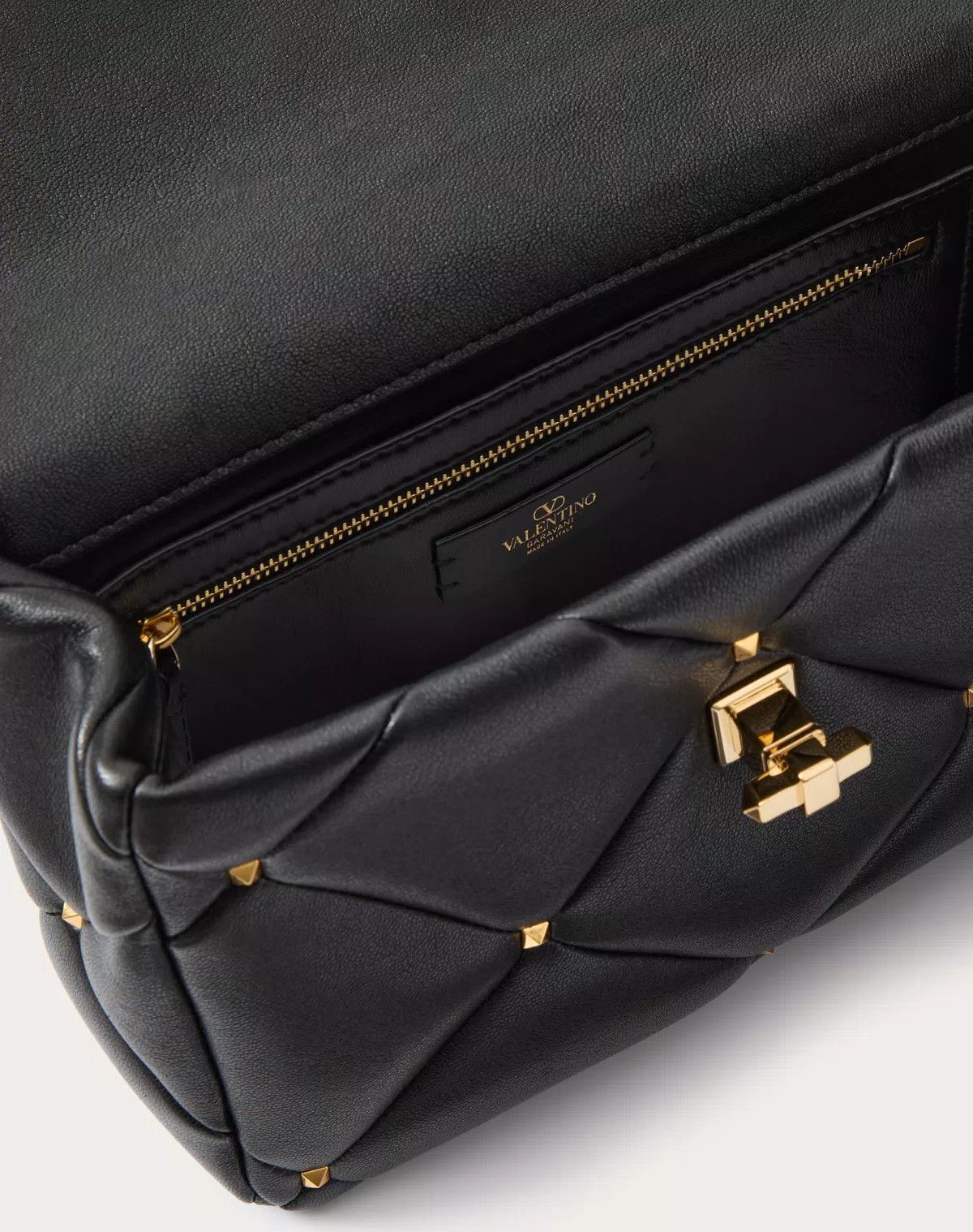 Valentino oc11z0725 Size:OS/Roman Stud Bag In Nappa Patchwork in Black Size ONE SIZE - 4 Thumbnail