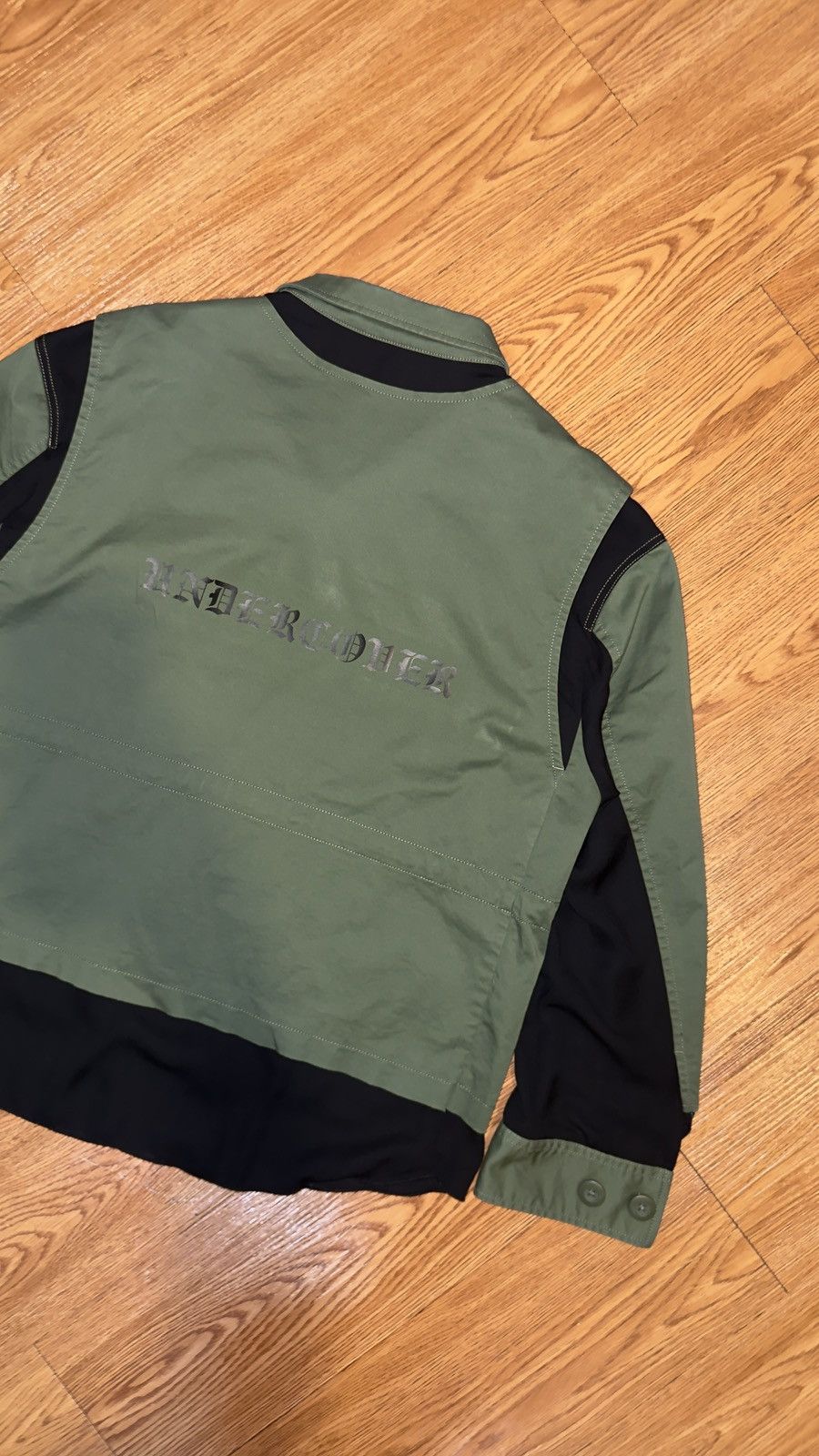 Undercover UNDERCOVER Gu x undercover STYLE military Size US S / EU 44-46 / 1 - 12 Thumbnail