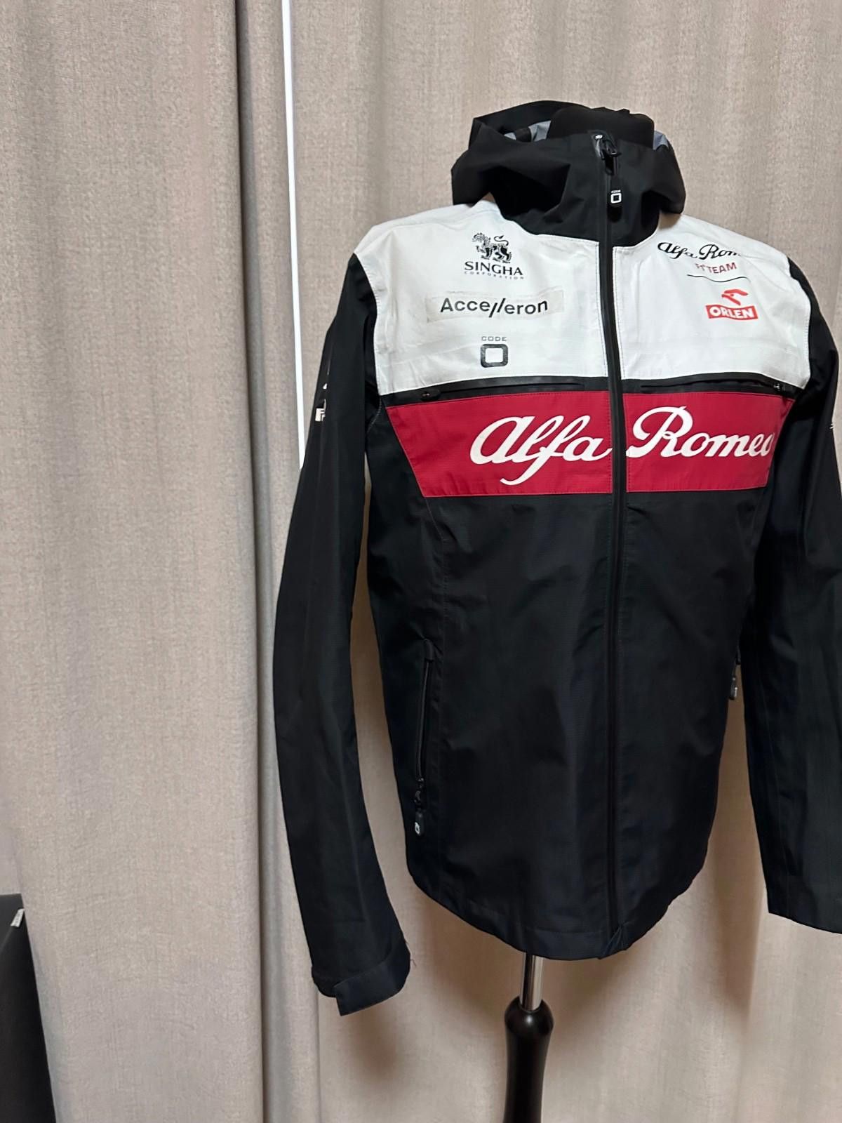 Formula 1 Alfa Romeo Racing Orlen F1 2021 Original Teamwear Jacket M Size US M / EU 48-50 / 2 - 3 Thumbnail