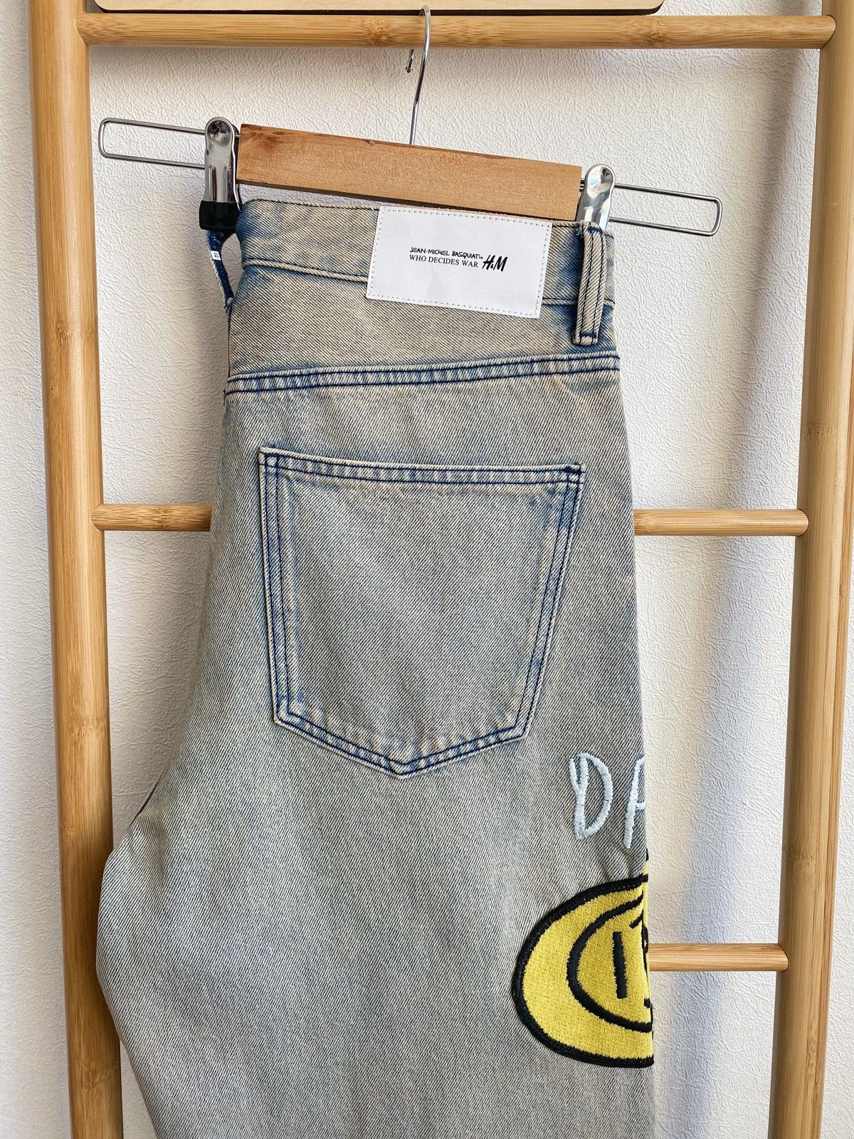 H&M × Jean-Michel Basquiat × Who Decides War Who Decides War bootcut loose jeans H&M x Basquiat x Ev&Tela Size US 31 - 16 Thumbnail