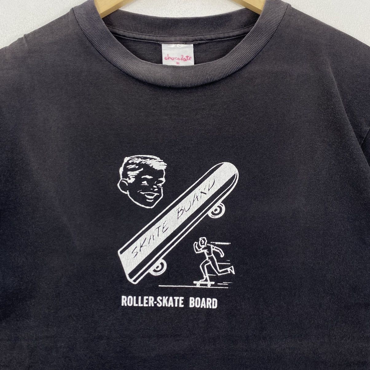 Vintage Vintage Chocolate Skateboards Roller Skate Tee Size M Black Size US M / EU 48-50 / 2 - 4 Thumbnail