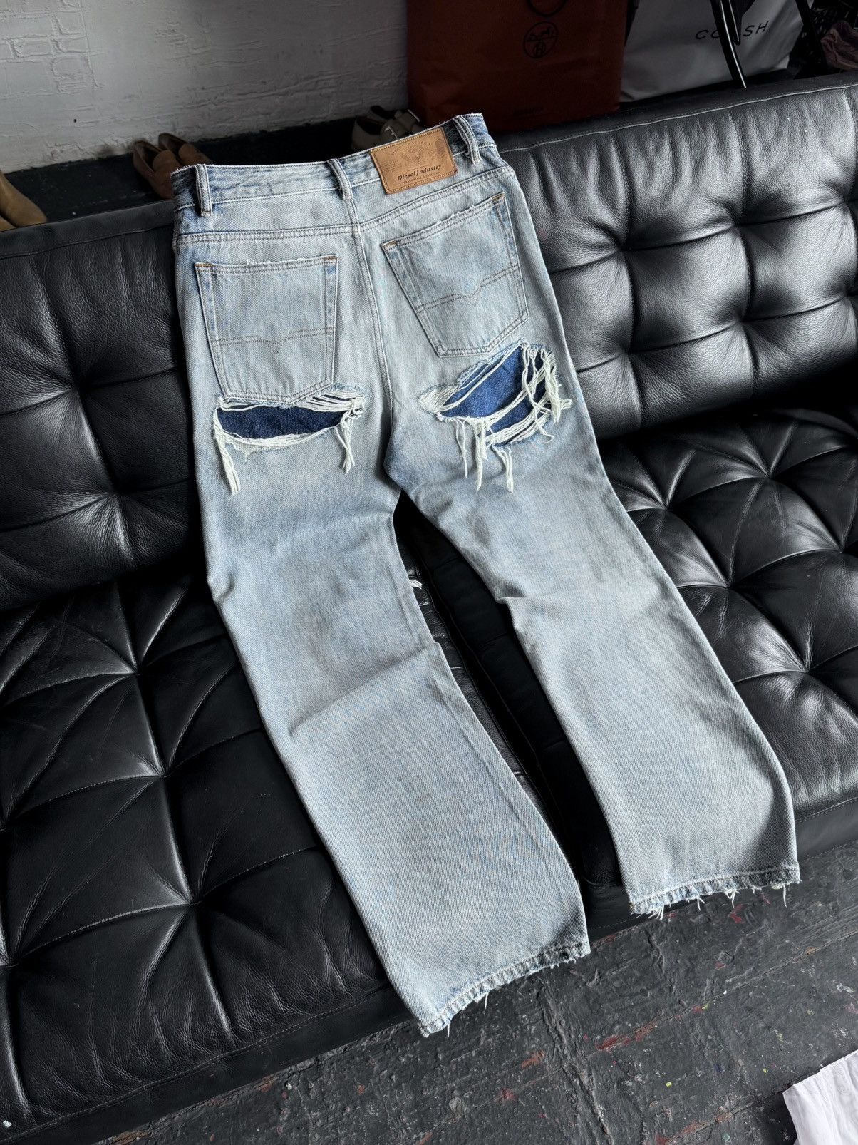 Diesel DIESEL D-Rekiv-Z Washed Distressed Jeans Ripped Denim 09C90 Size US 30 / EU 46 - 24 Thumbnail