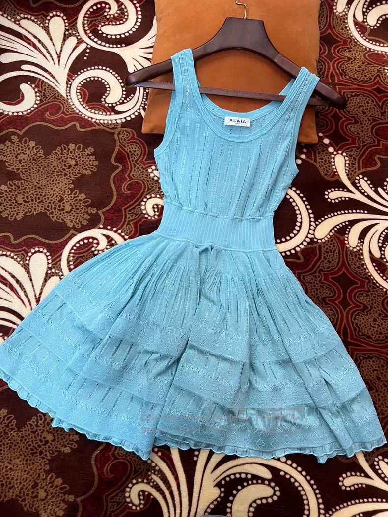 Alaia Alaia Women's Knitted Dress Size S / US 4 / IT 40 - 1 Thumbnail
