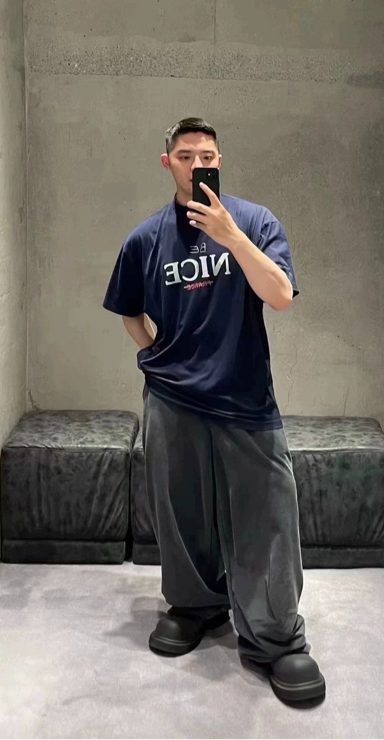 Balenciaga Balenciaga Be Nice Short Sleeve T Size US M / EU 48-50 / 2 - 8 Thumbnail