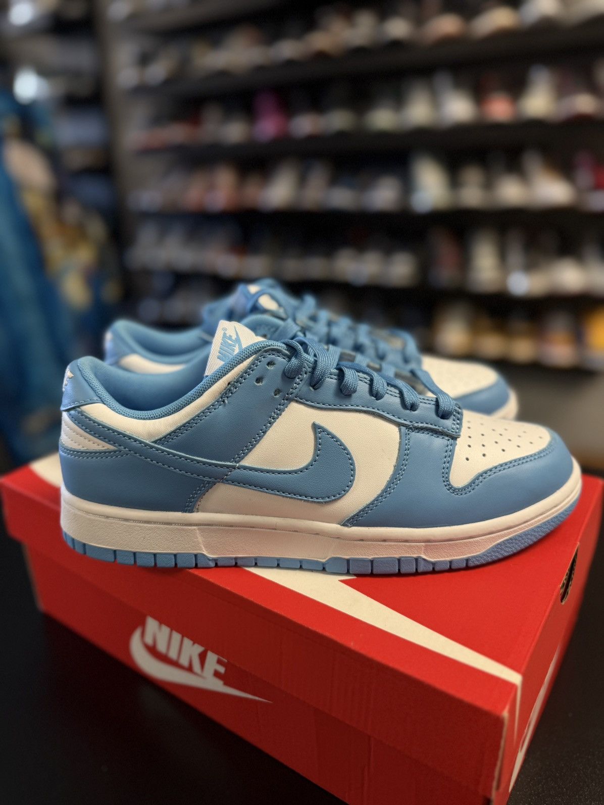 Nike Nike Dunk Low 2021 UNC OG Size 9 Tried On W Box Size US 9 / EU 42 - 16 Thumbnail