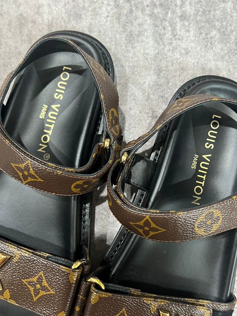 Louis Vuitton Louis Vuitton Presbyopic sandals Size US 5 / EU 37 - 5 Thumbnail