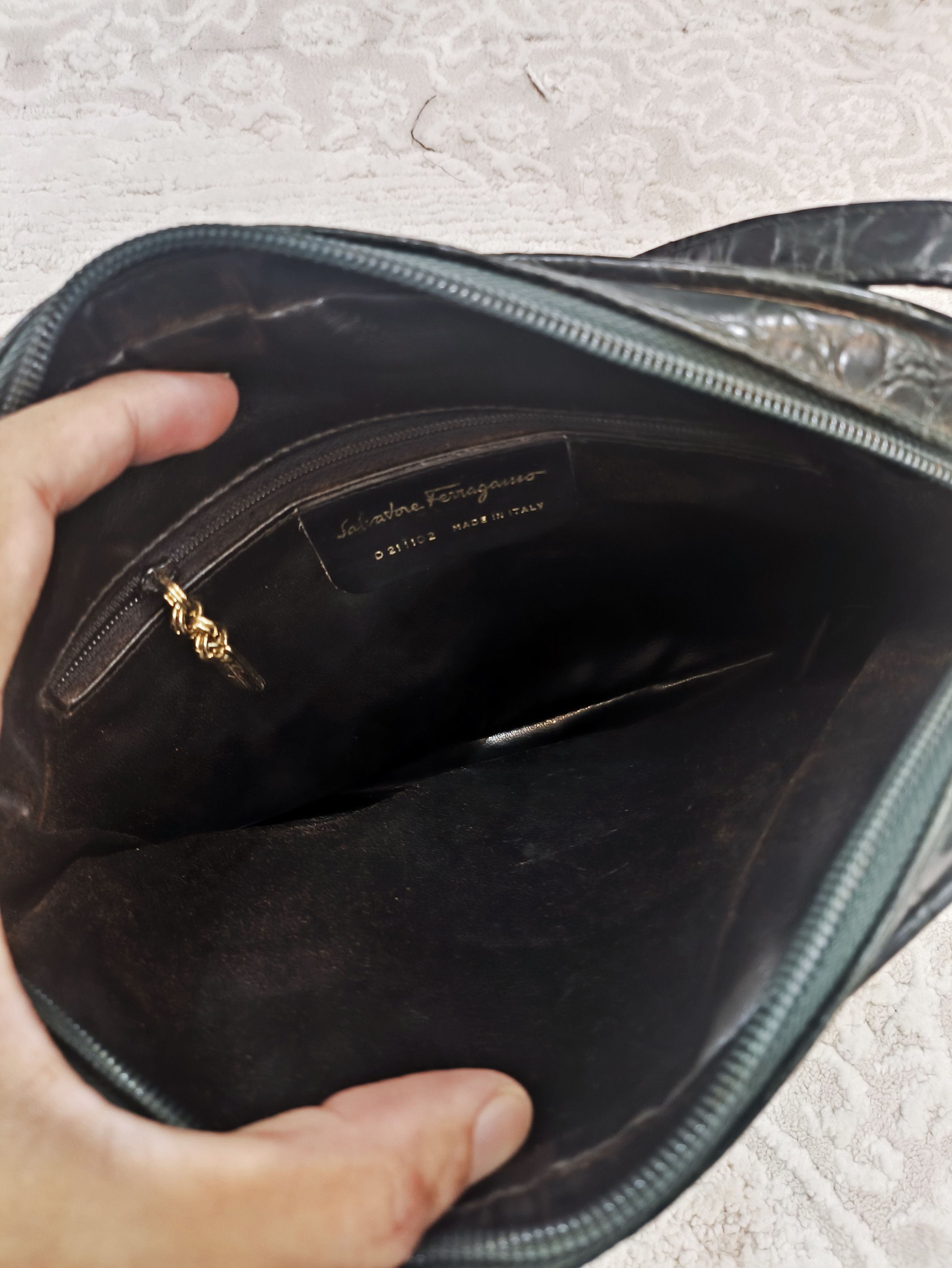 Salvatore Ferragamo Salvatore Ferragamo Crocodile Embossed Green Cross body Bag Size ONE SIZE - 7 Thumbnail