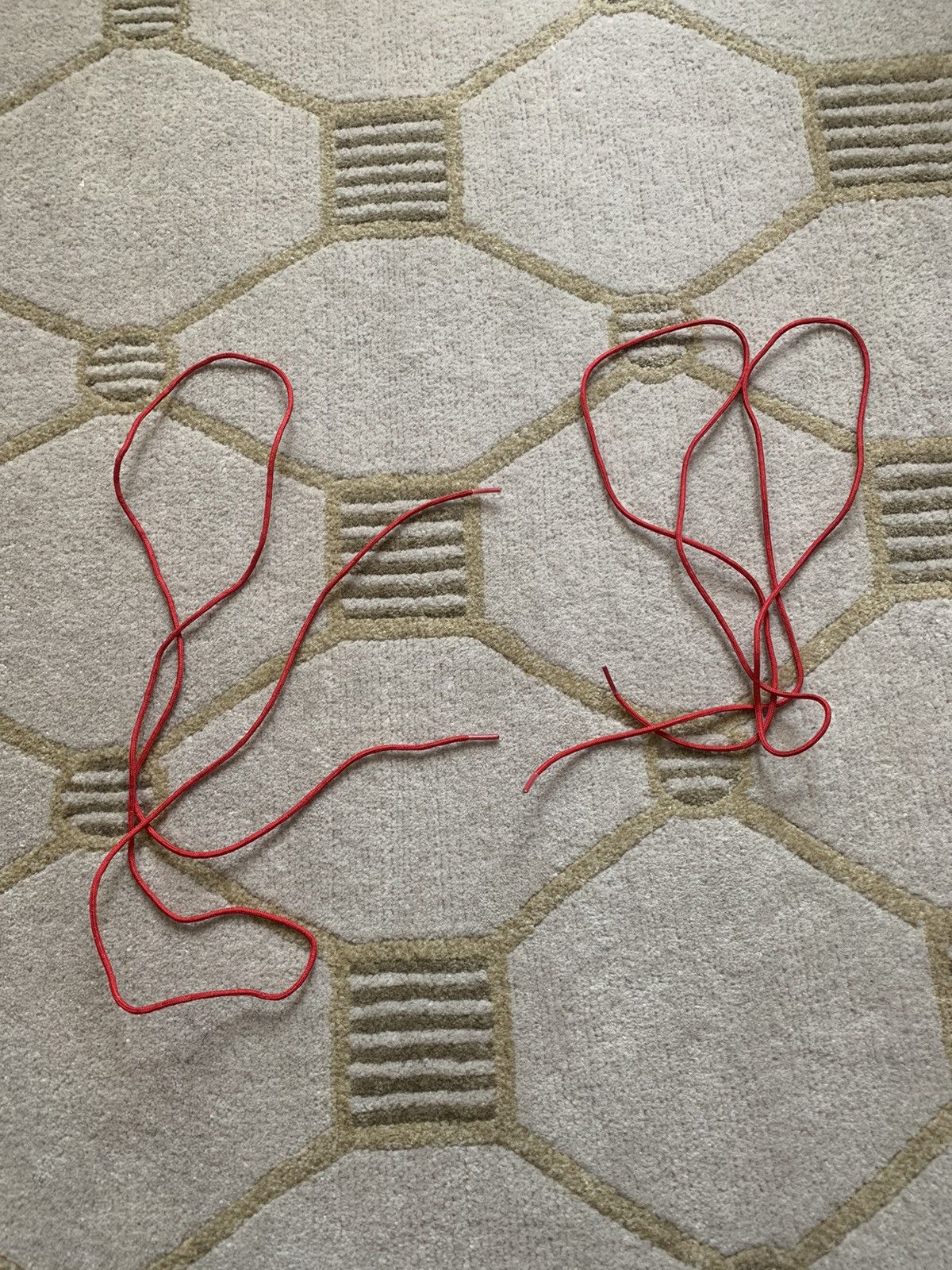 Other 52-Inch Round Red Shoelaces NWOT Size ONE SIZE - 1 Thumbnail