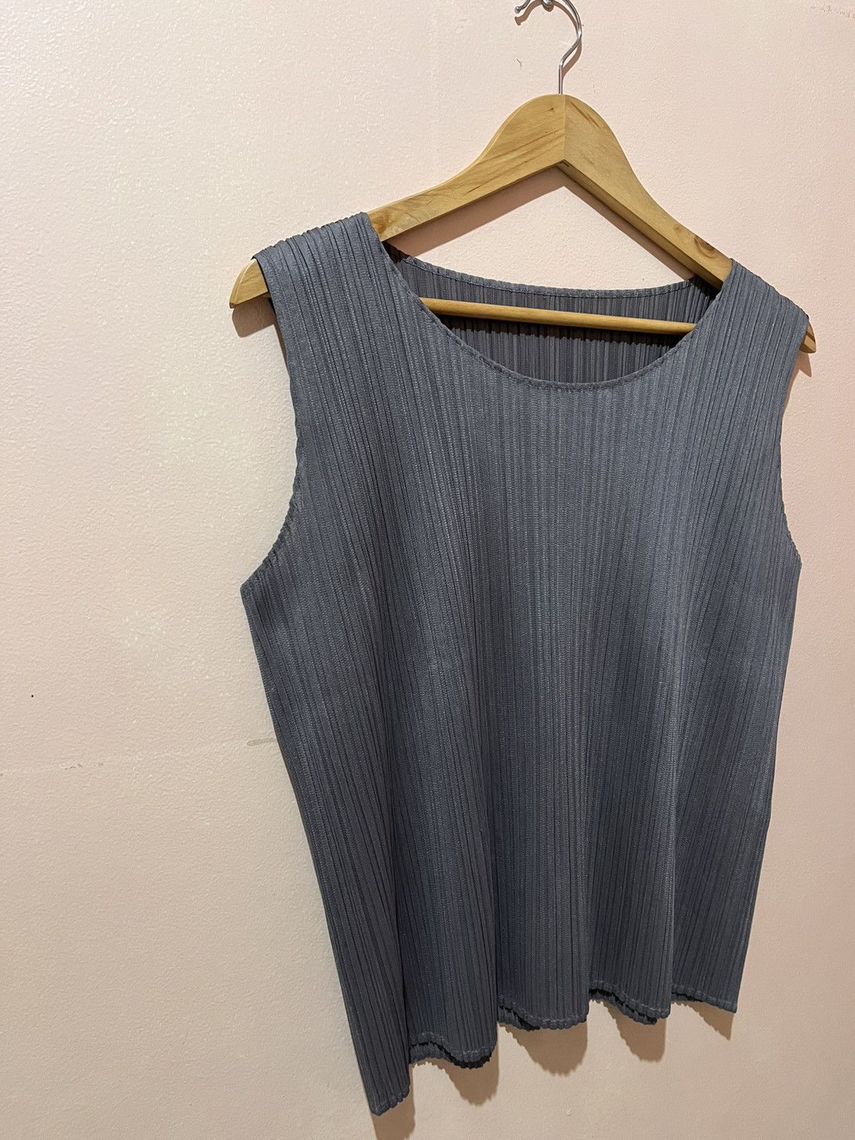 Pleats Please Issey Miyake Pleats Please Issey Miyake - Pleated - Tank Top Size S / US 4 / IT 40 - 7 Thumbnail