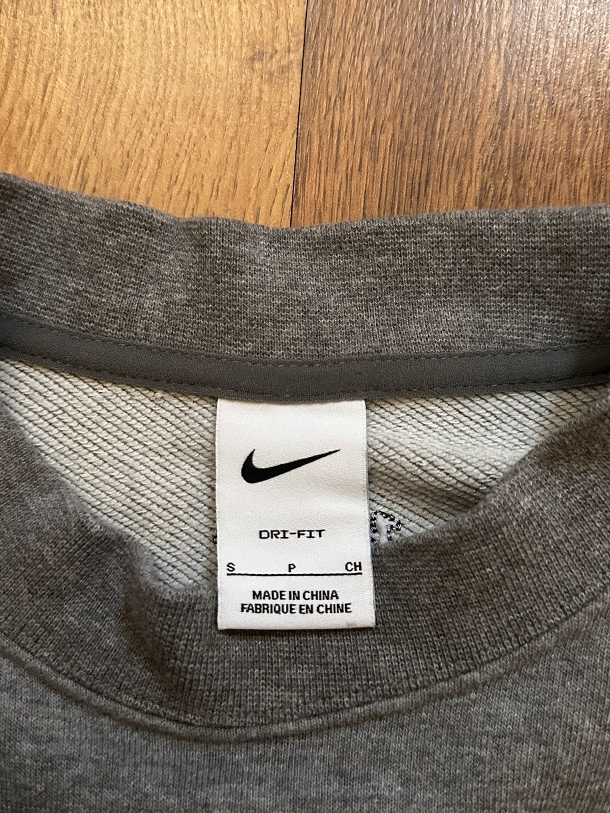 Nike Nike Swoosh Crewneck Sweatshirt – Grey – Size S Vntg Style Size US S / EU 44-46 / 1 - 4 Thumbnail