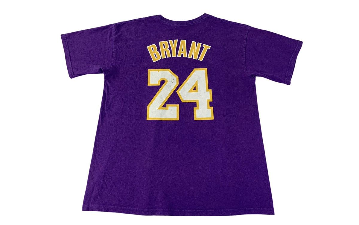 NBA Vintage Kobe Bryant 24 Los Angeles Lakers Big Logo Tee Size US L / EU 52-54 / 3 - 2 Thumbnail