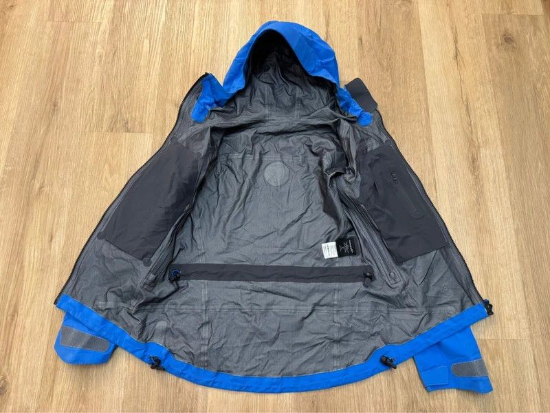 Norrona Norrona Trollveggen Gore-Tex Pro Jacket W GTX Hardshell S Size S / US 4 / IT 40 - 3 Thumbnail