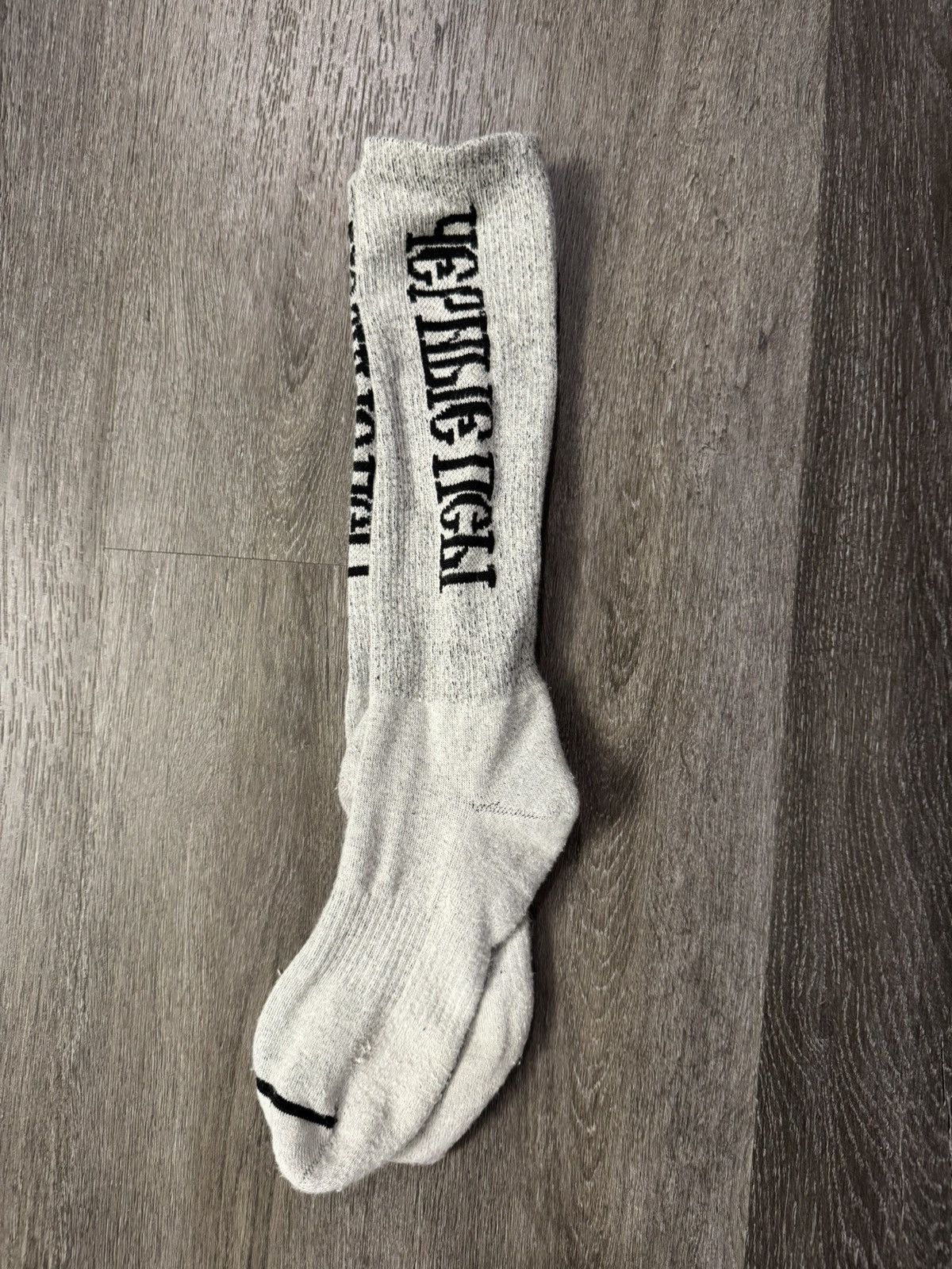Yeezy Yeezy x Gosha Rubchinskiy Black Dogs Grey Socks M/L Size ONE SIZE - 1 Thumbnail