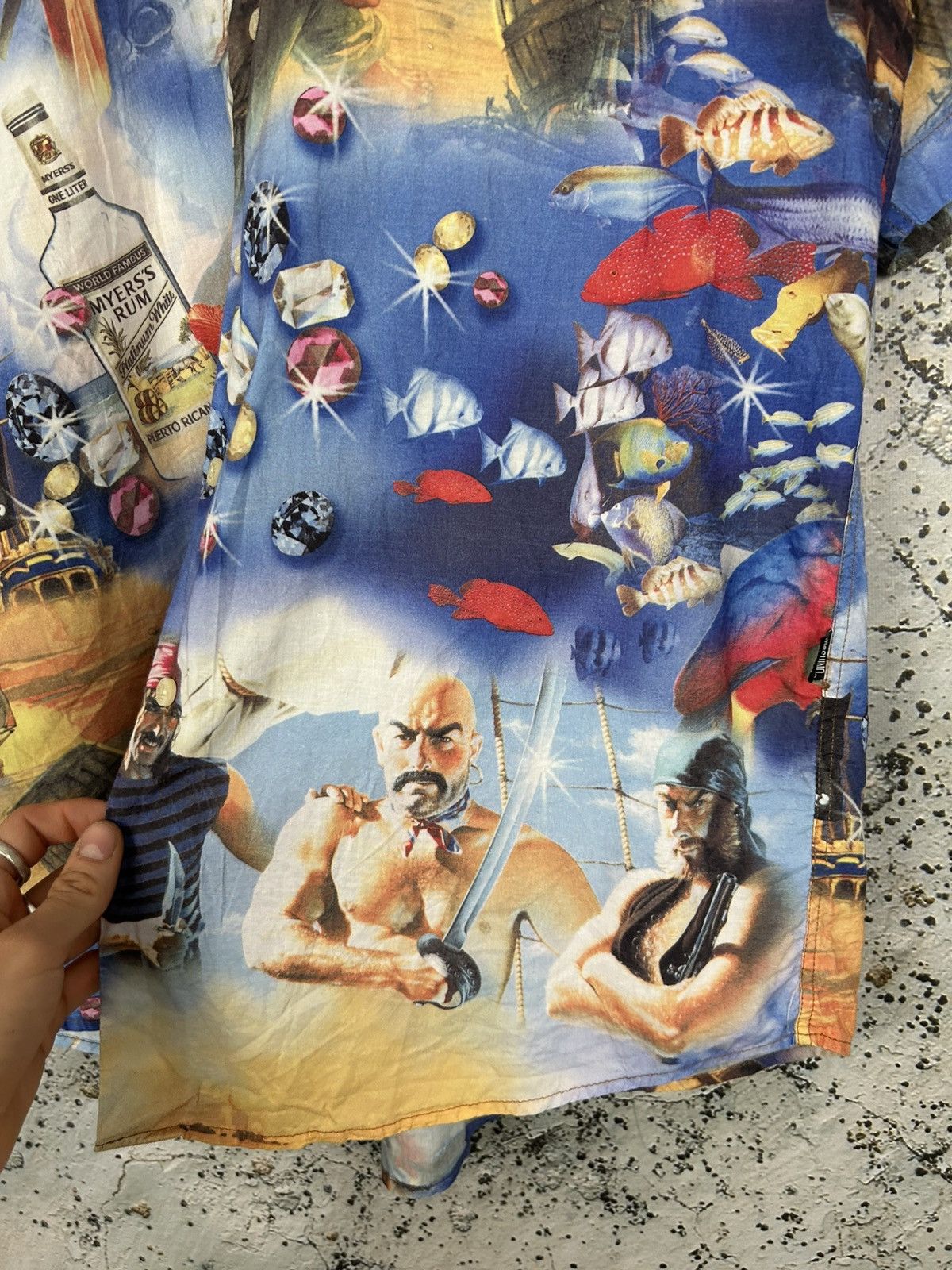 Moschino Vintage Moschino Avant Garde Hawaiian Shirt Summer Italy 90s Size US XL / EU 56 / 4 - 5 Thumbnail