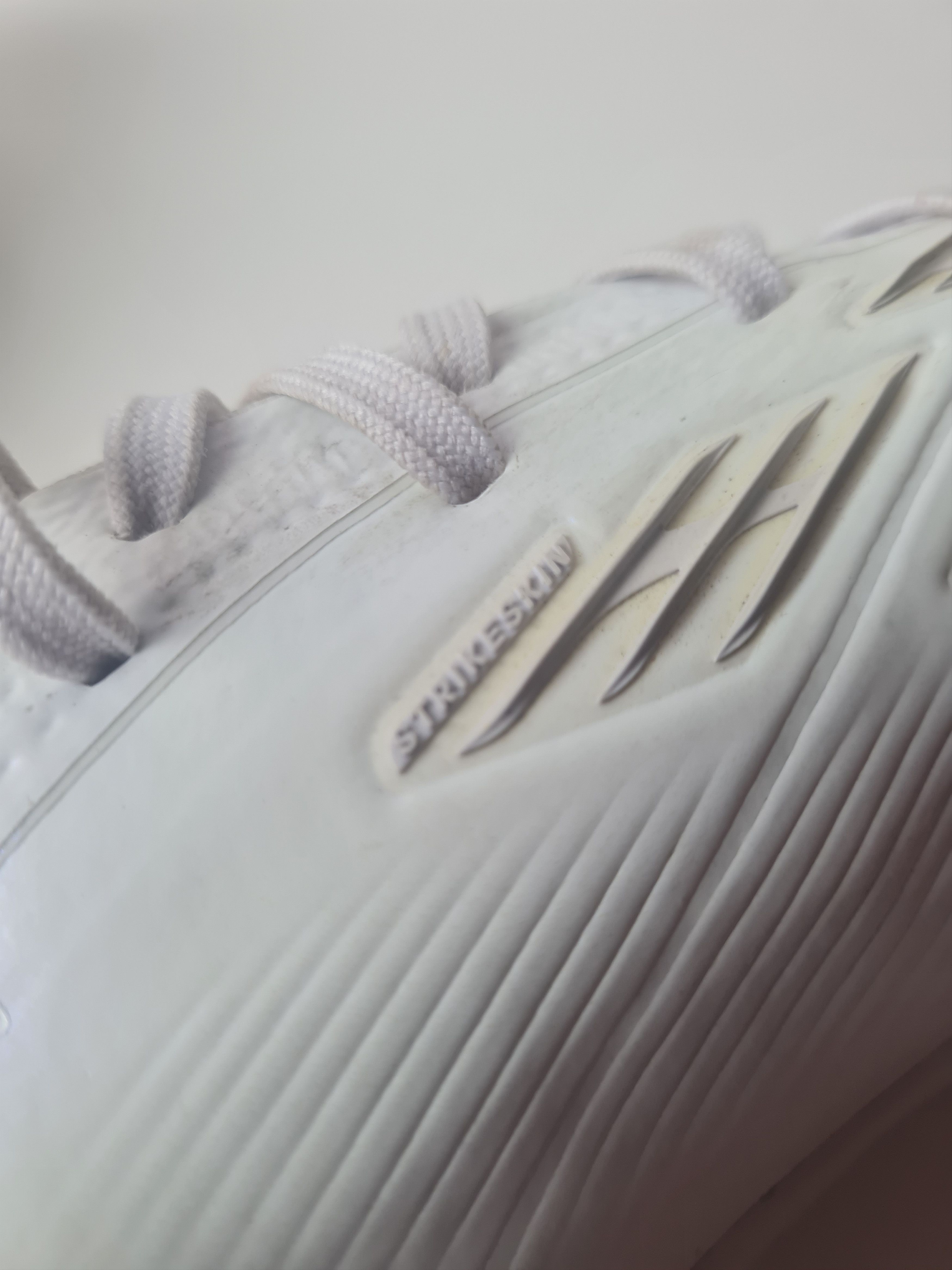 Adidas Football Soccer Adidas PREDATOR Pro FG Cleats White Silver Size US 12.5 / EU 45-46 - 23 Thumbnail