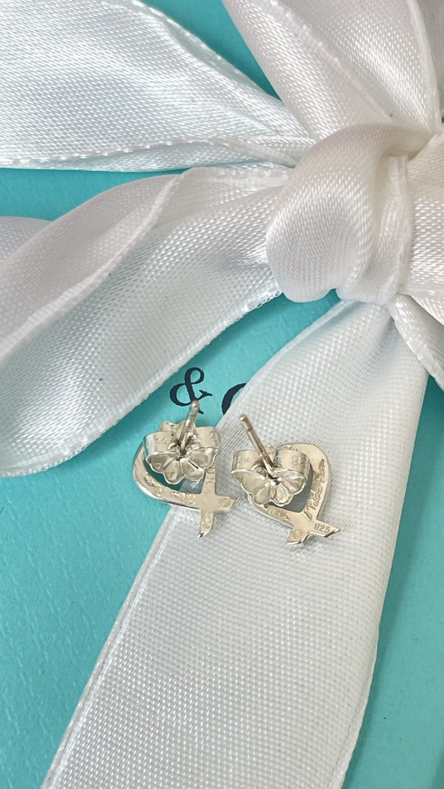 Tiffany & Co. Tiffany Paloma Picasso Loving Heart Earrings Silver NEW $525 Size ONE SIZE - 9 Thumbnail