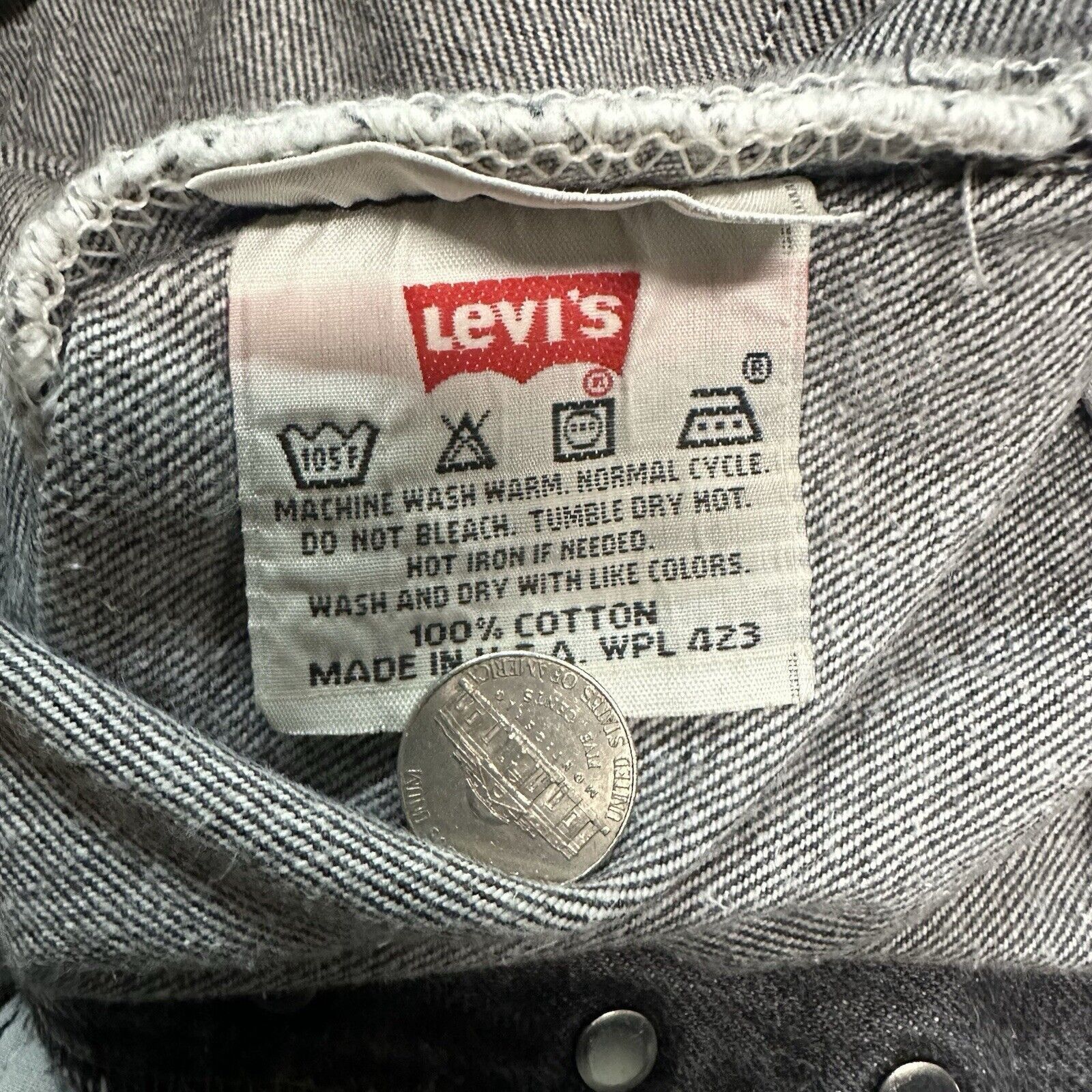 Levi's × Vintage Vintage 90s Levi’s Faded Black Denim Jeans 30x34 Made In USA Size US 30 / EU 46 - 8 Thumbnail