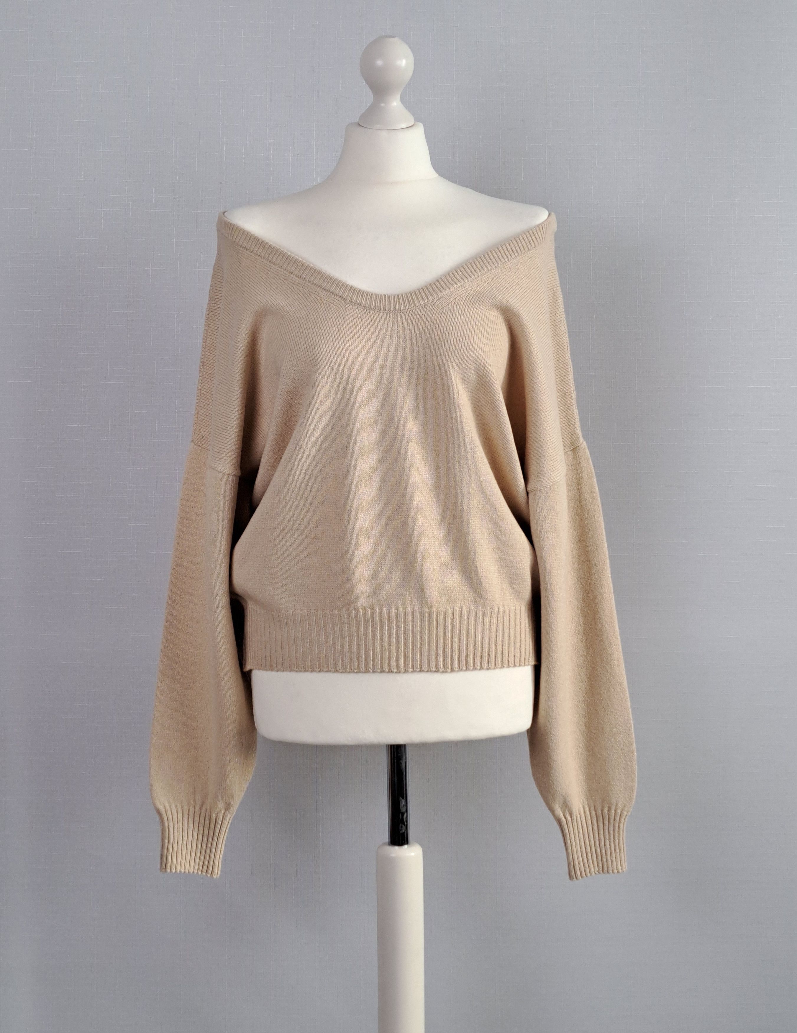 See by Chloe See by Chloe wool blend light camel sweater. Size S Size S / US 4 / IT 40 - 1 Thumbnail