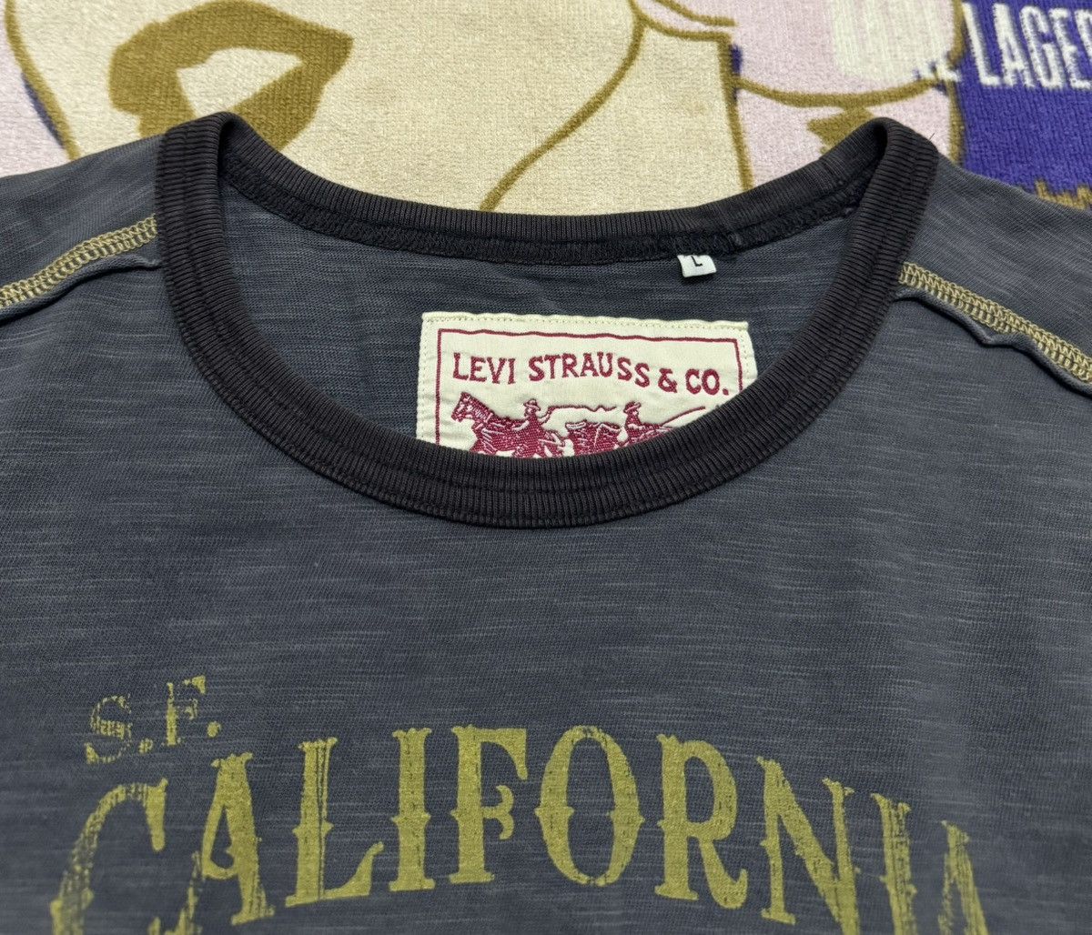 Levi's Vintage Clothing Vintage LEVIS Tee Size US L / EU 52-54 / 3 - 5 Thumbnail