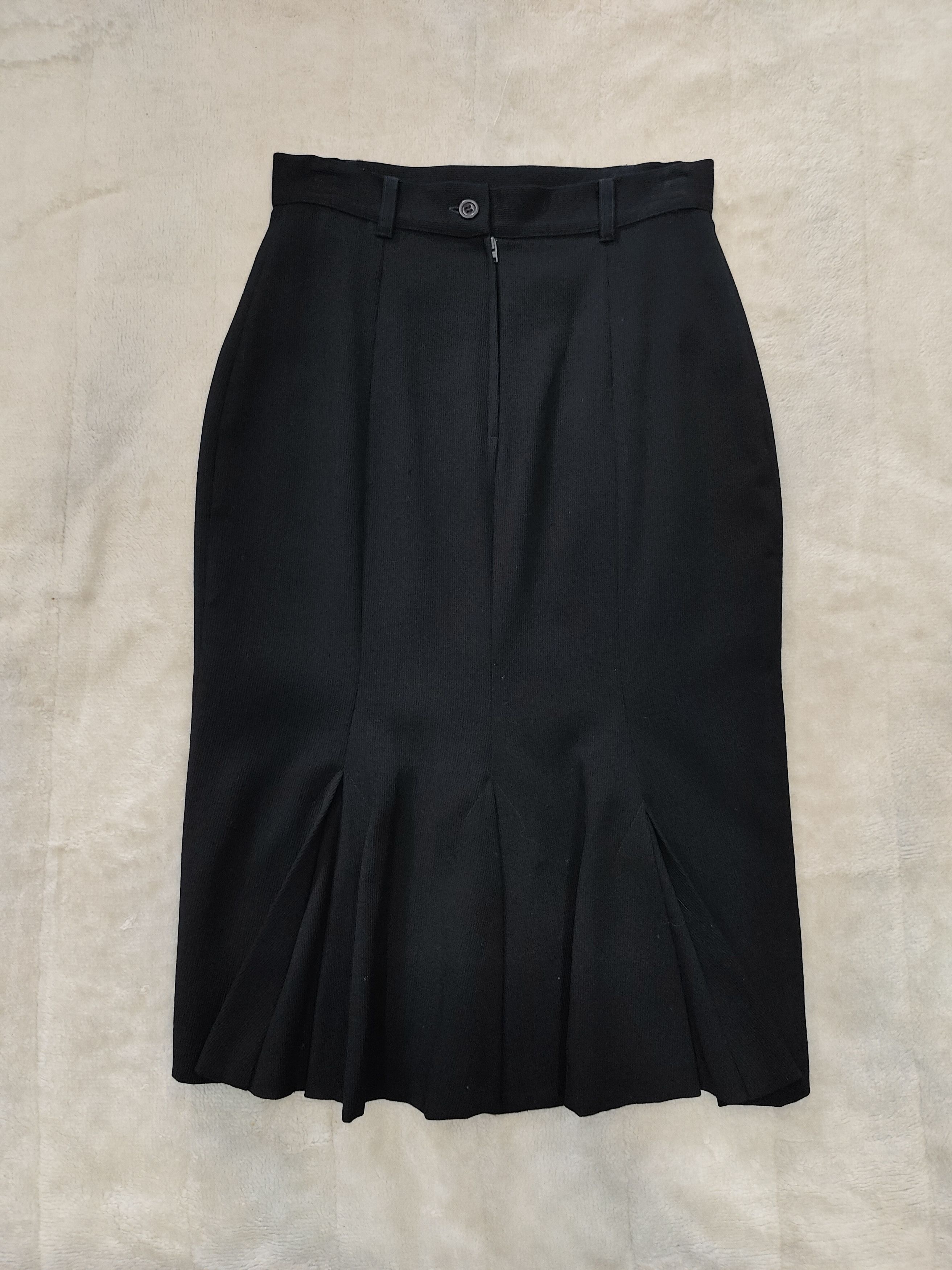Byblos 💥 Byblos 🇮🇹 Wool Black Midi Skirt Size 28" / US 6 / IT 42 - 5 Thumbnail