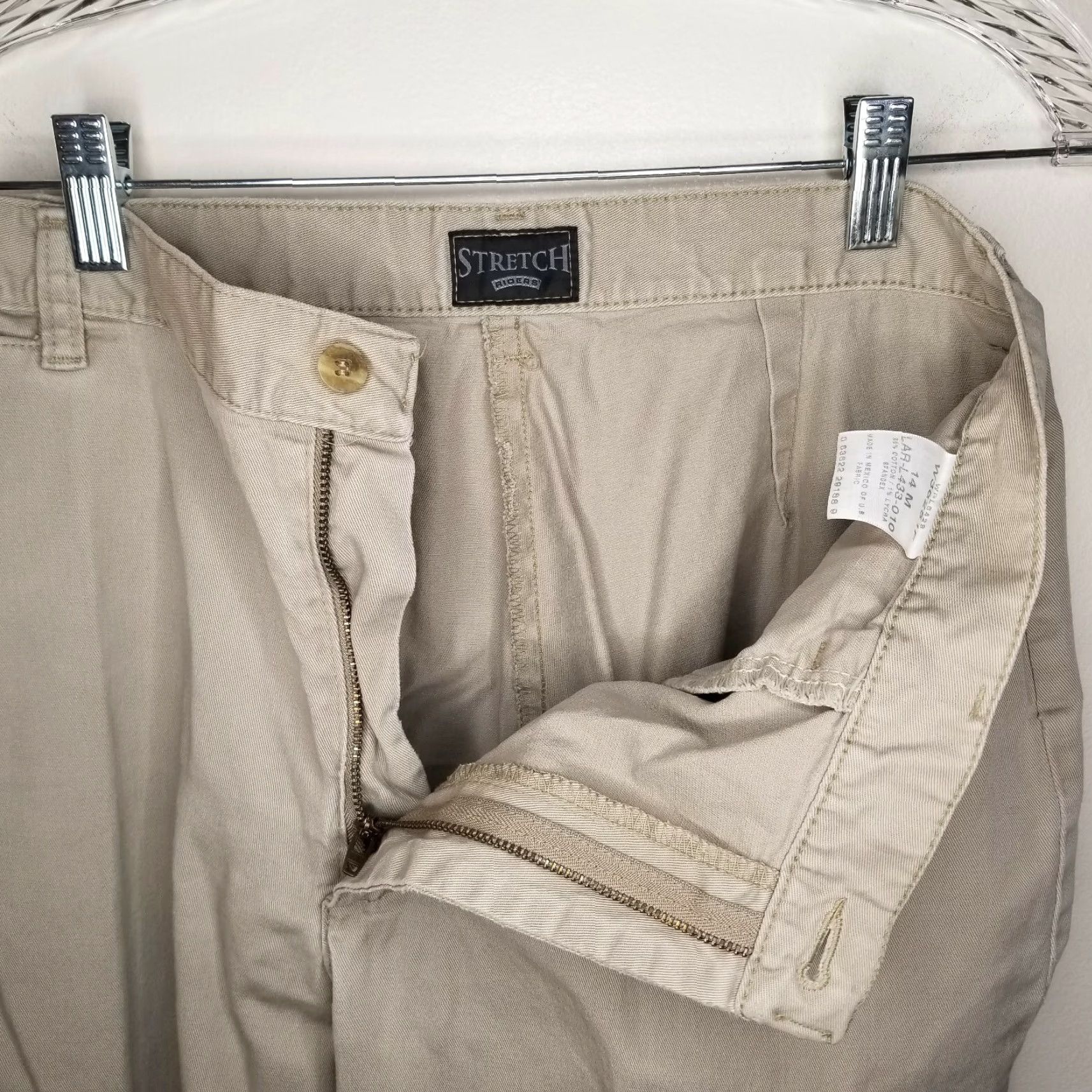 Vintage **Riders Women Khaki Capris Size 14M Stretch** User: Riders Women Khaki Capris Size 14M Stretch Size ONE SIZE - 3 Thumbnail