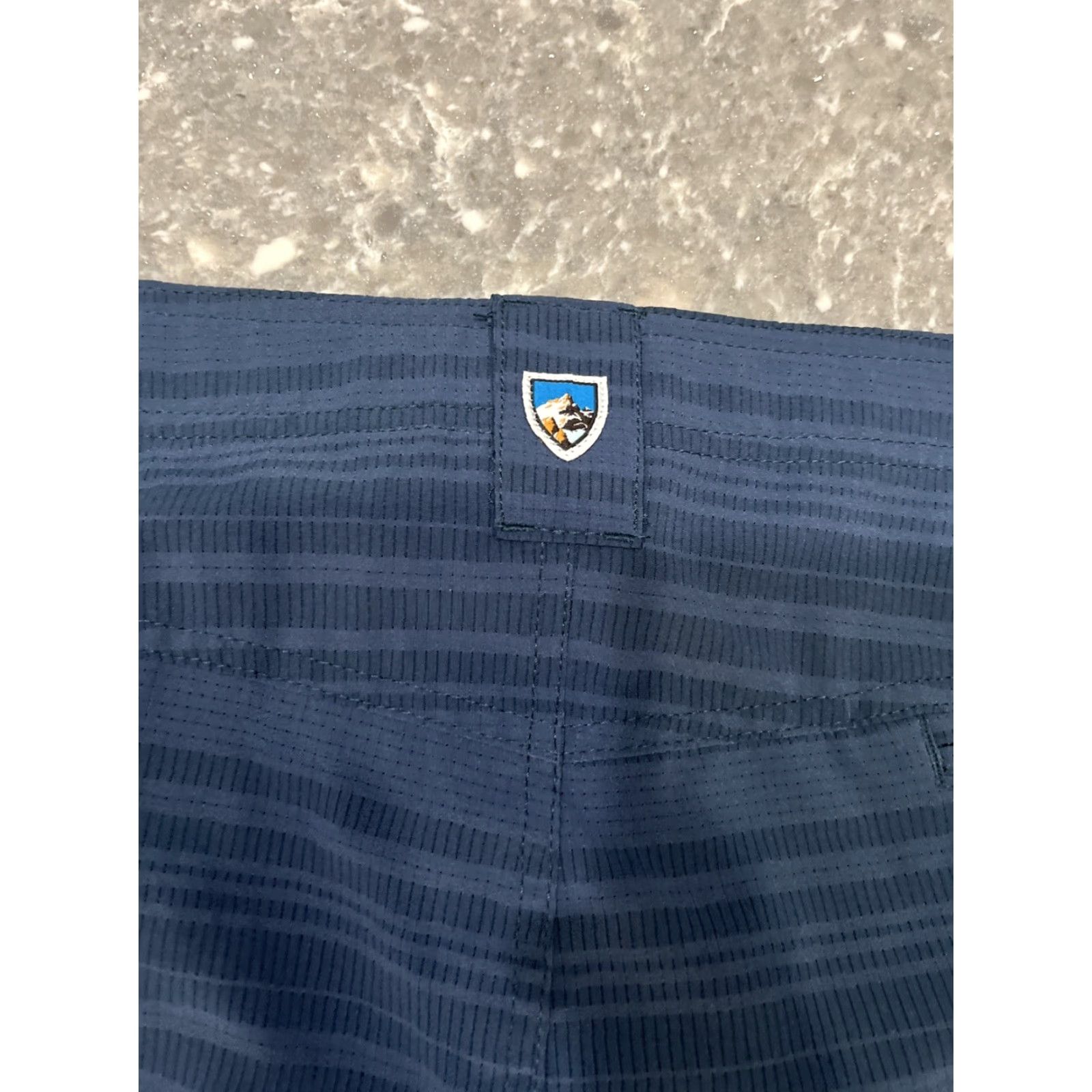 Born Kuhl Men 42 Blue Stripe 8" Inseam Shorts Chino Regular Fit Cargo Pockets Zip Back Pocket Born in the Mountains Vintage: No Size US 42 / EU 58 - 6 Thumbnail