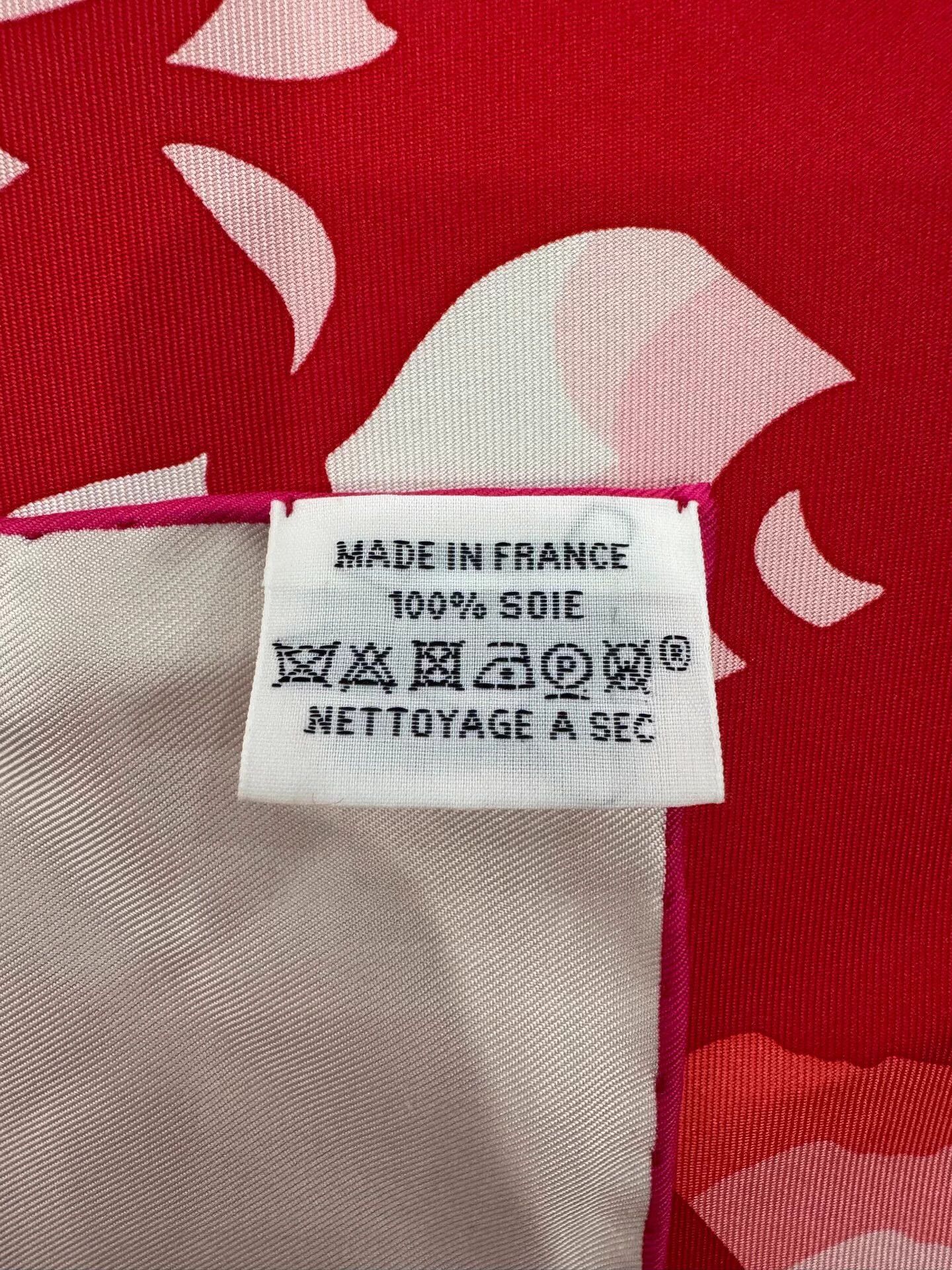 Hermes Hermes Pink Silk Scarf Heraldic Reins 90x90cm Size ONE SIZE - 7 Thumbnail