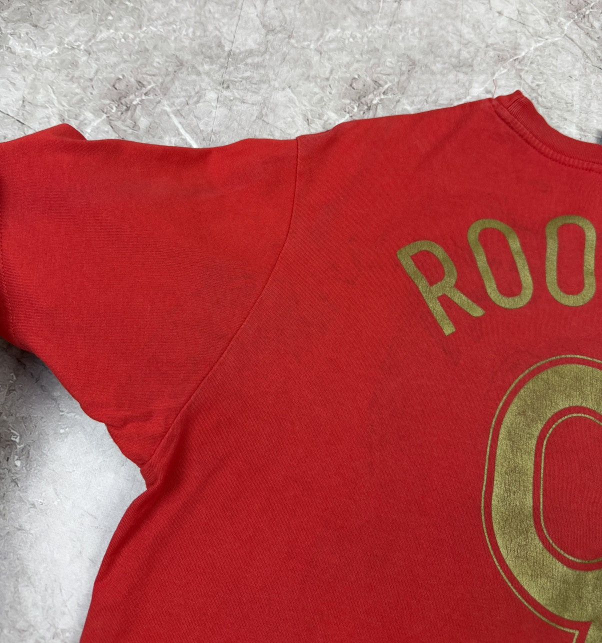 Nike Vintage Nike England Wayne Rooney #9 T-Shirt - Red Size US XL / EU 56 / 4 - 5 Thumbnail