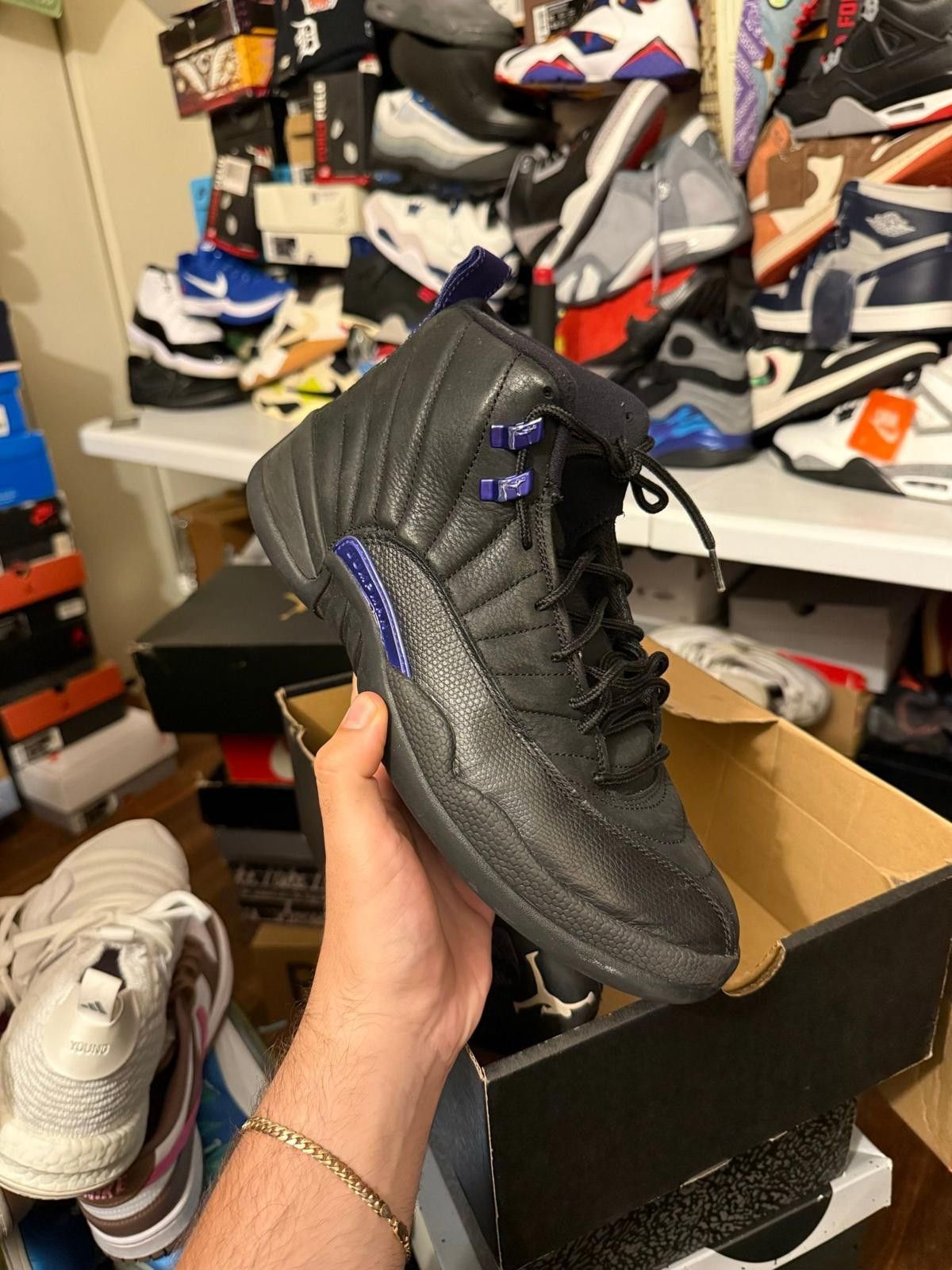 Jordan 12 dark concord sz 10