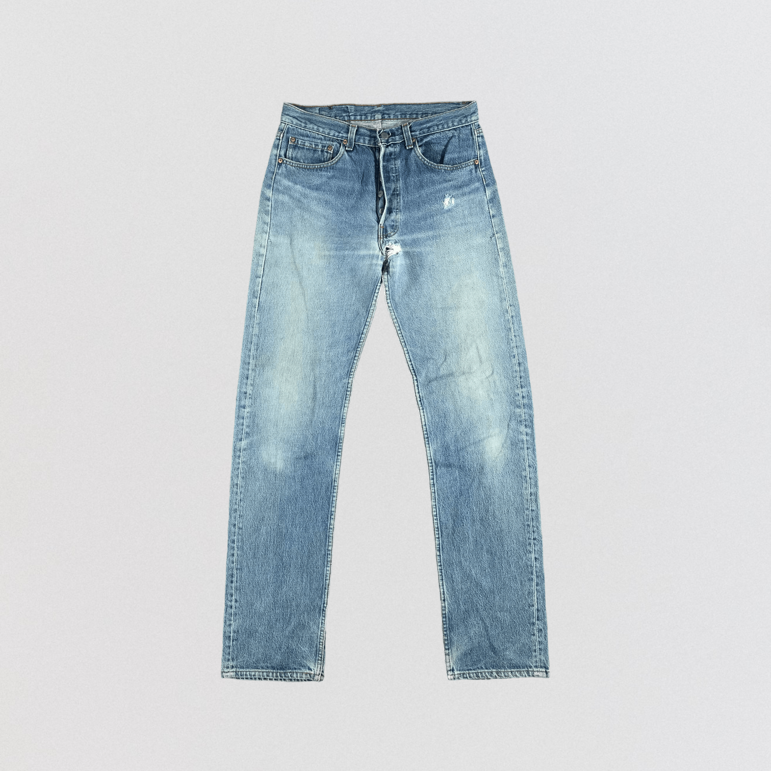 Levi's Vintage 90s Light Wash Levis 501 Jeans-JM2344 Size US 32 / EU 48 - 1 Thumbnail