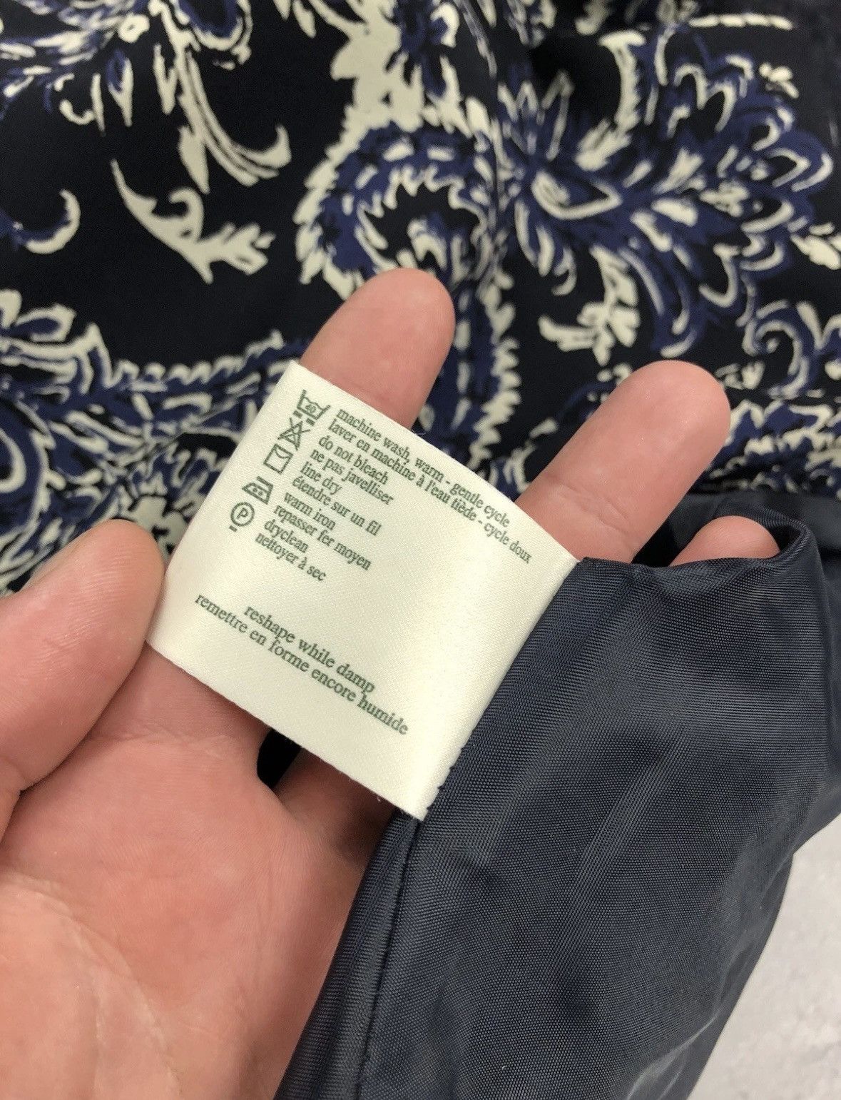 Laura Ashley LAURA ASHLEY Vintage Polyester LongSkirt Streetwear Monogram Size 36" / US 14 / IT 50 - 9 Thumbnail