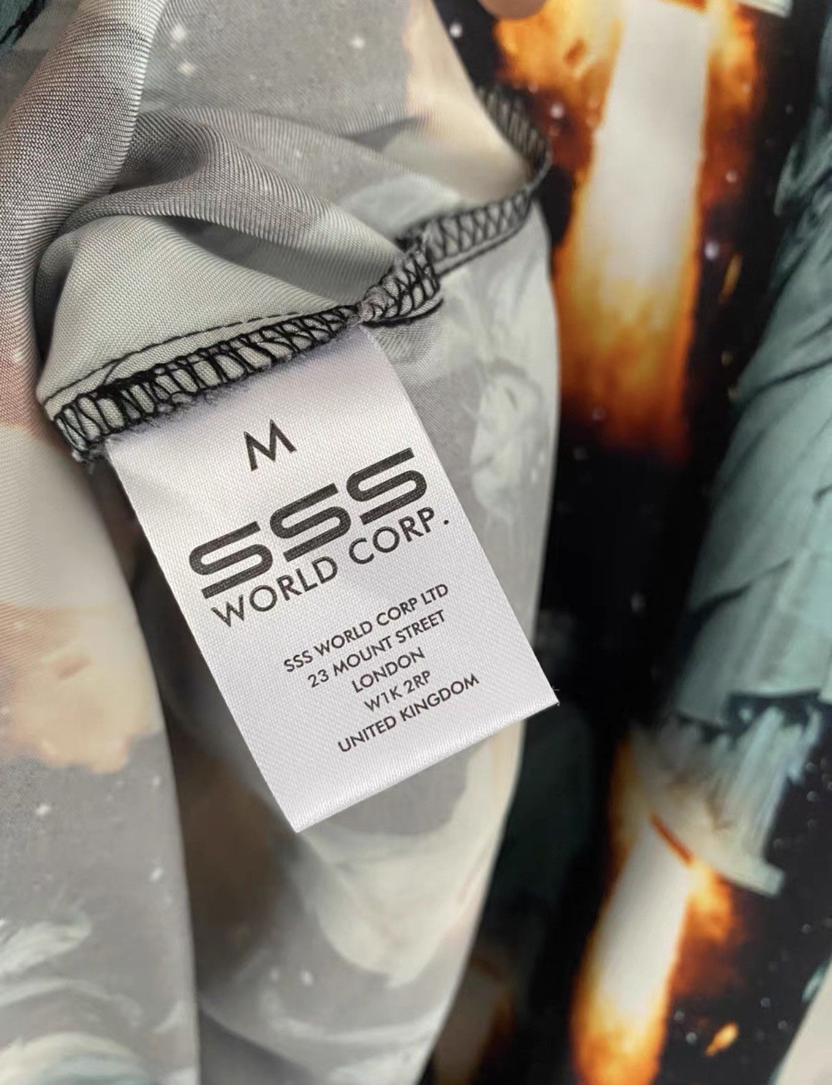 SSS World Corp SSS WORLD CORP. Statue of Liberty & Alien Hawaiian Shirt K7 Size US M / EU 48-50 / 2 - 4 Thumbnail
