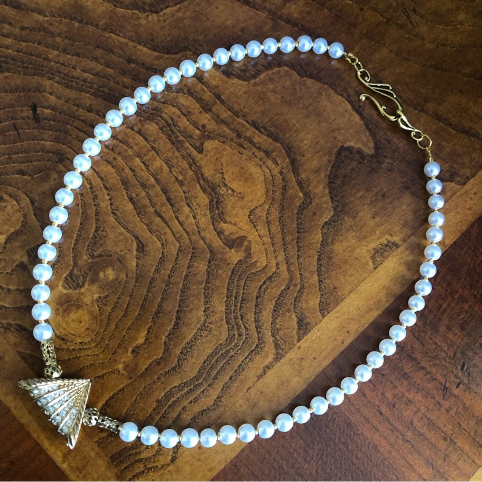 Handmade Handcrafted repurpose rhinestone pendant Pearl necklace Size ONE SIZE - 11 Thumbnail