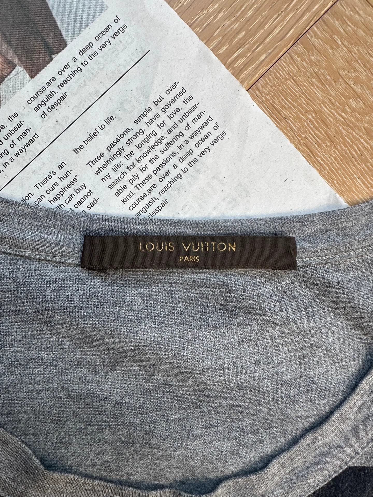 Louis Vuitton Louis Vuitton LV Grey Cotton T-Shirt XL Size US XL / EU 56 / 4 - 8 Thumbnail