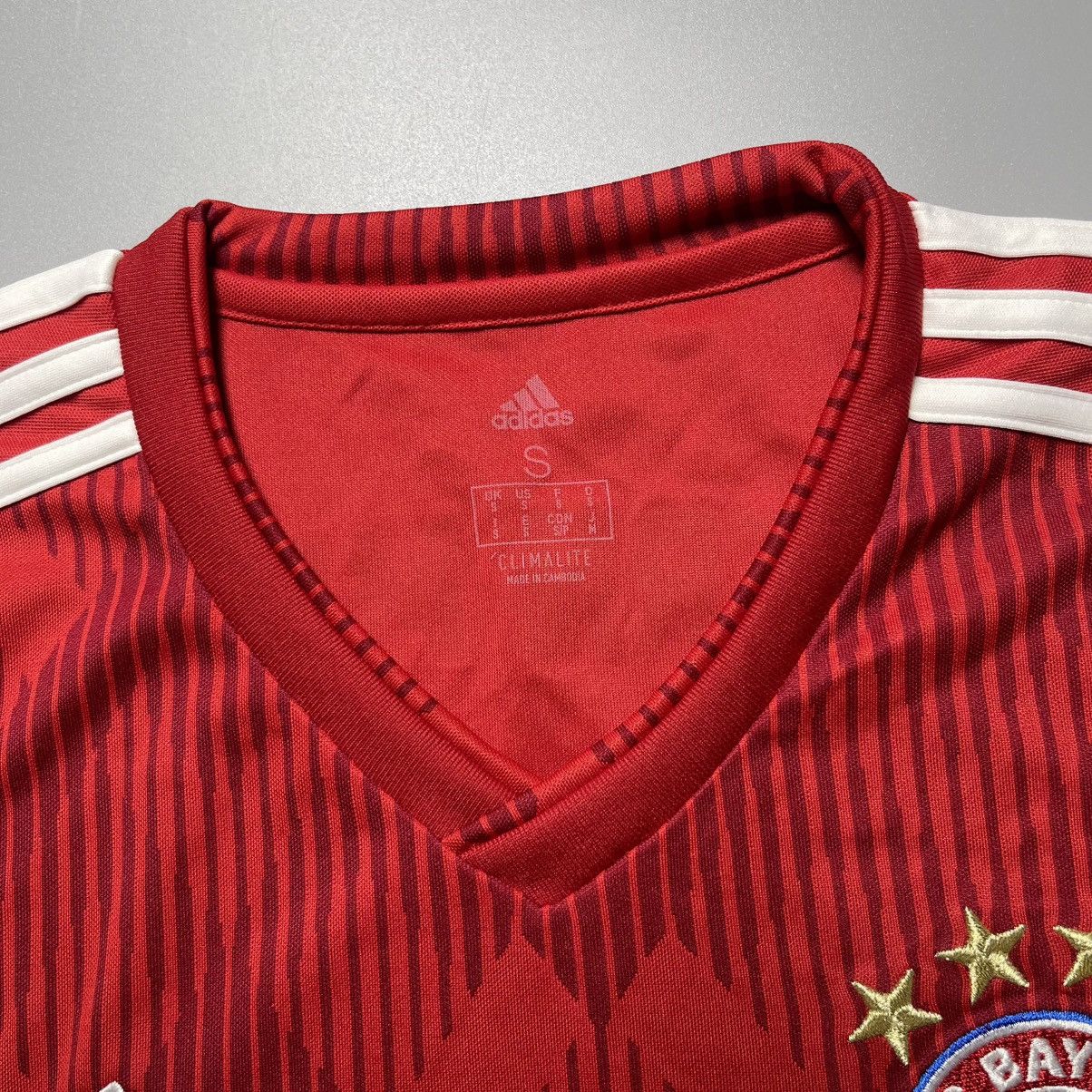 Vintage BAYERN ADIDAS 2018/2019 FOOTBALL HOME JERSEY #9 LEWANDOWSKI Size US S / EU 44-46 / 1 - 5 Thumbnail