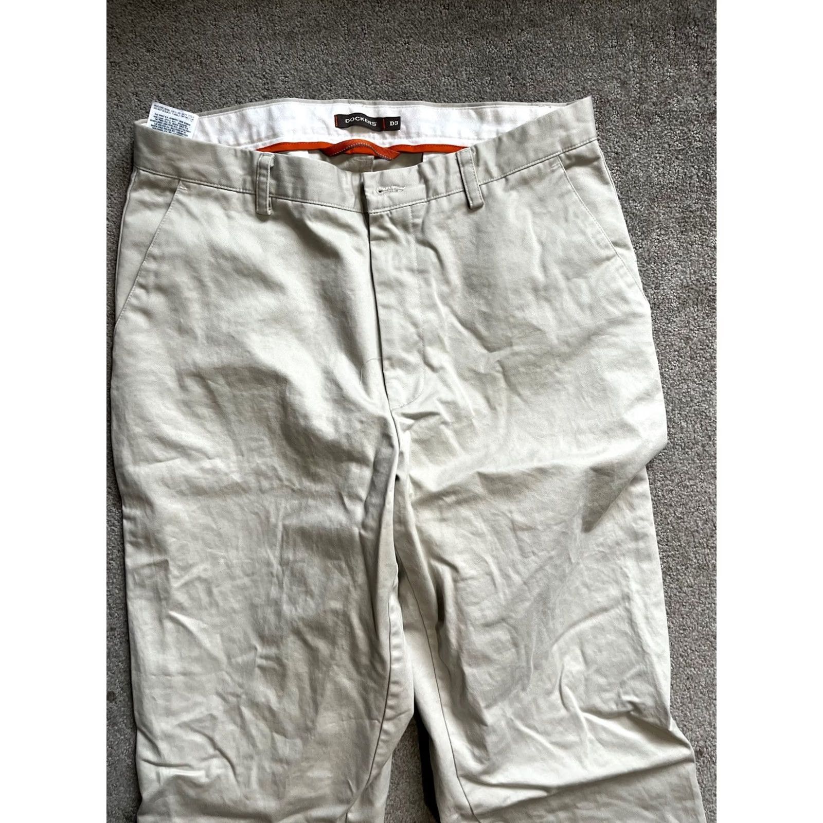 Dockers DOCKERS Mens Pants Classic Fit D3 Flat Front Beige Size 34x30 Pocket Size US 34 / EU 50 - 2 Thumbnail
