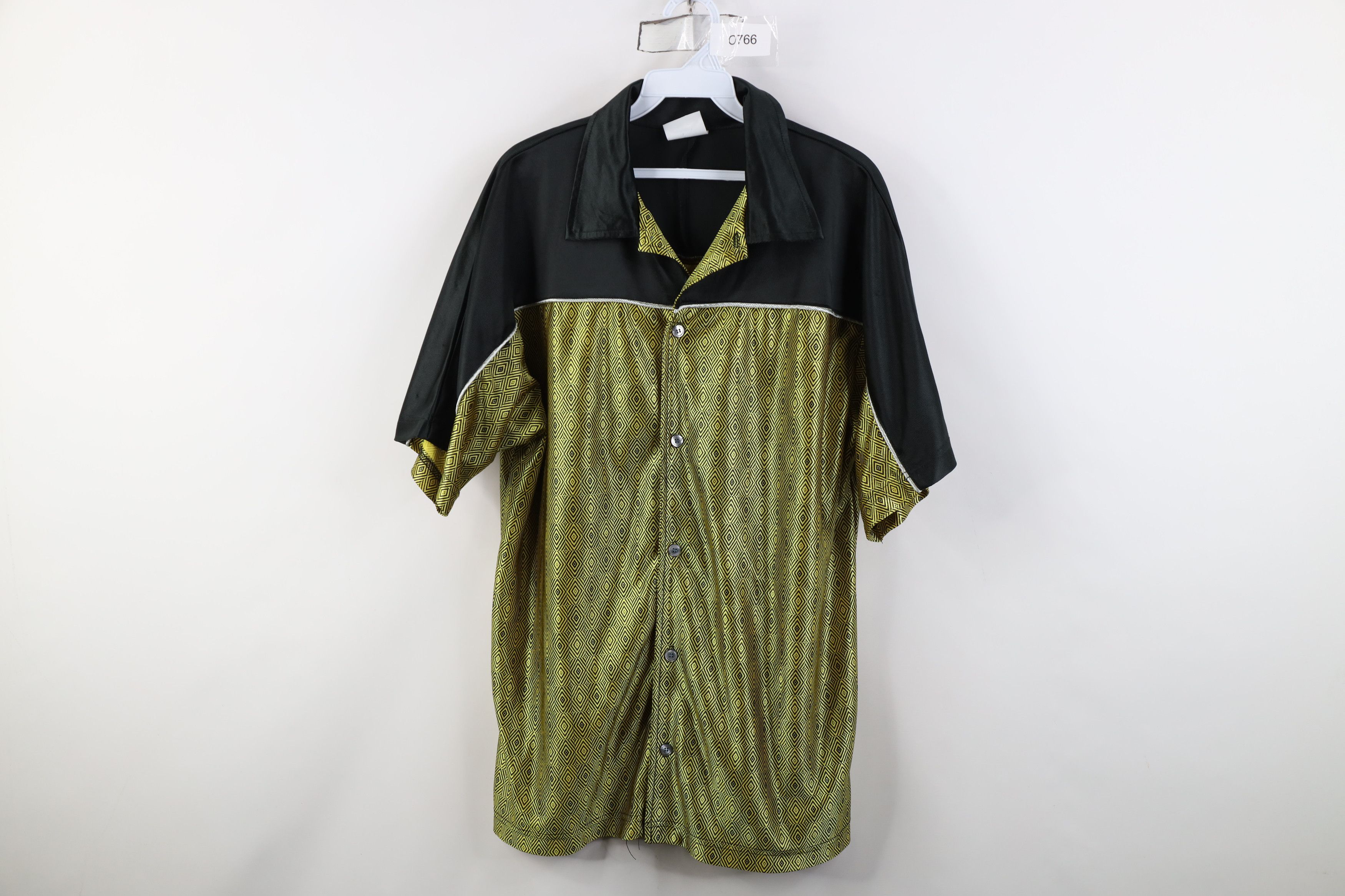 Vintage Vintage 90s Y2K Streetwear Porn Star Rave Button Shirt Size US L / EU 52-54 / 3 - 1 Thumbnail